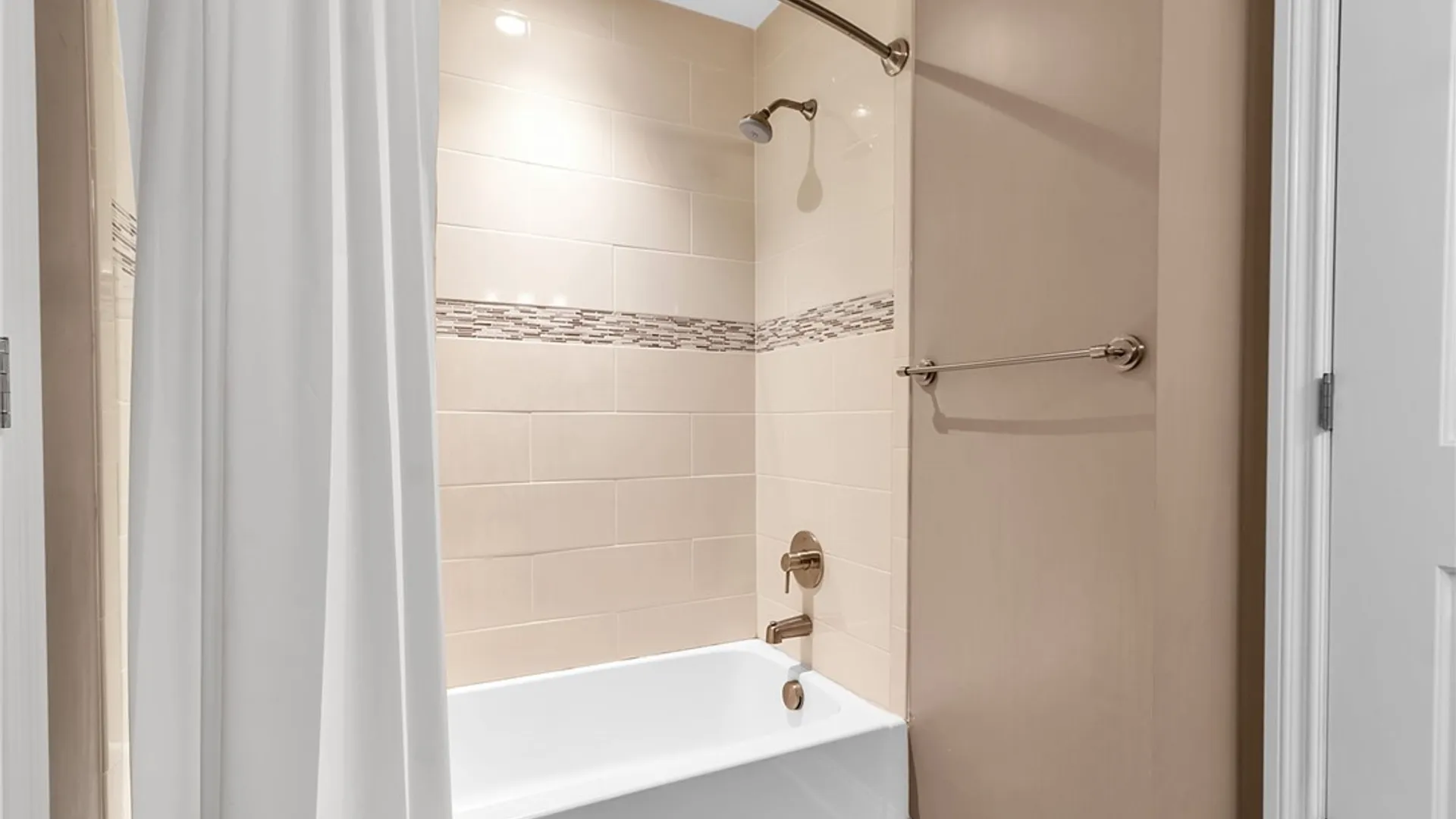 Property at 251 Main Street, Buffalo, NY 14203 15