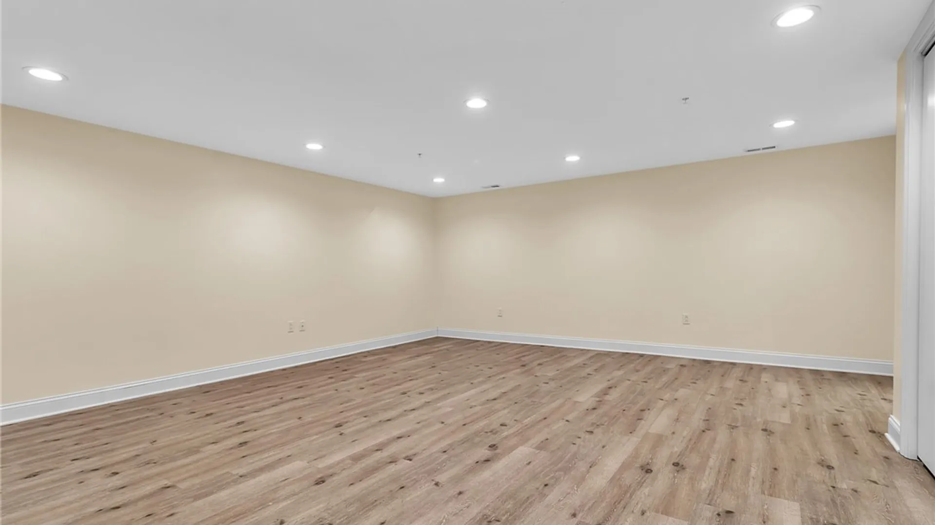 Property at 251 Main Street, Buffalo, NY 14203 20