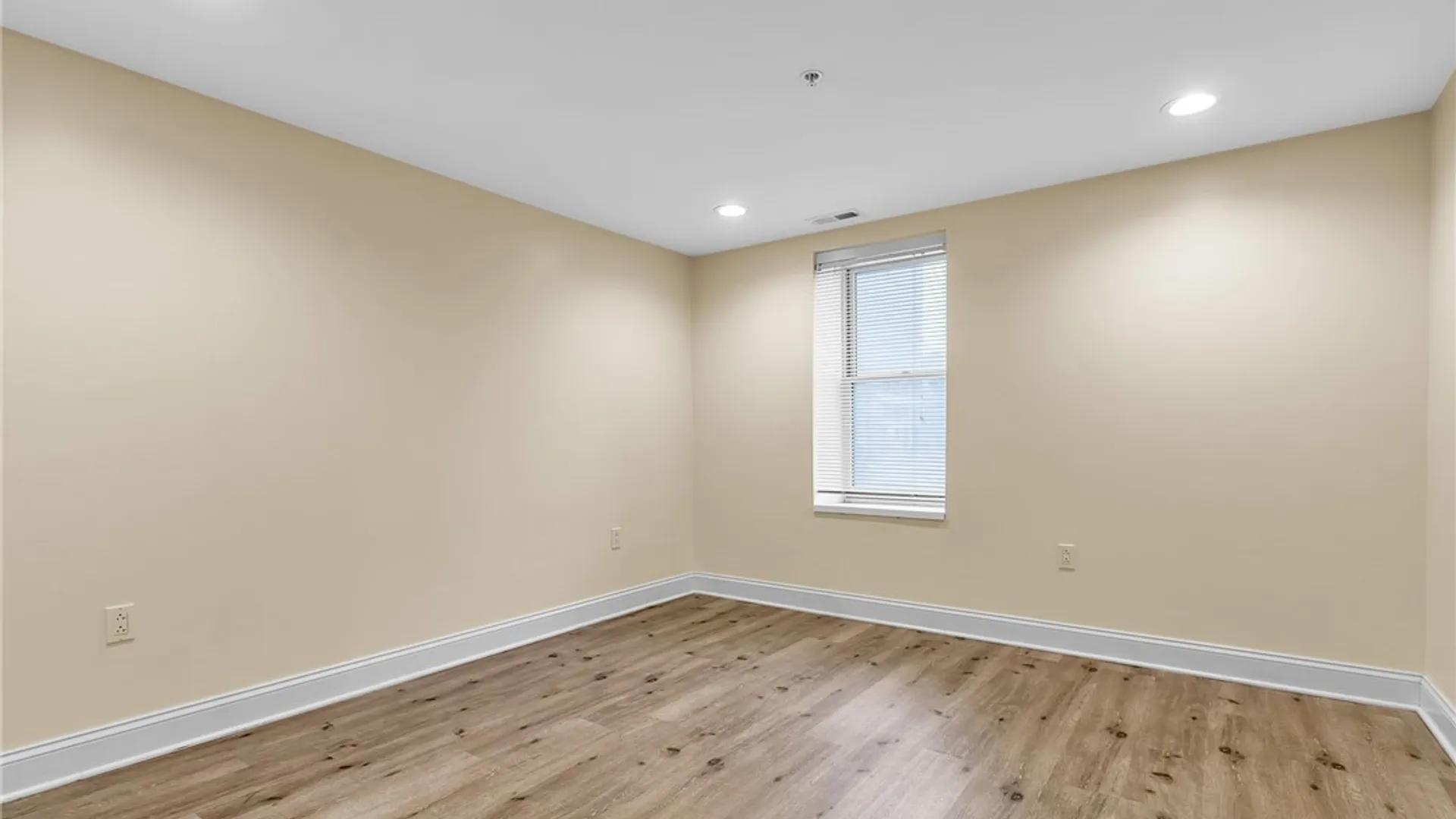 Property at 251 Main Street, Buffalo, NY 14203 27