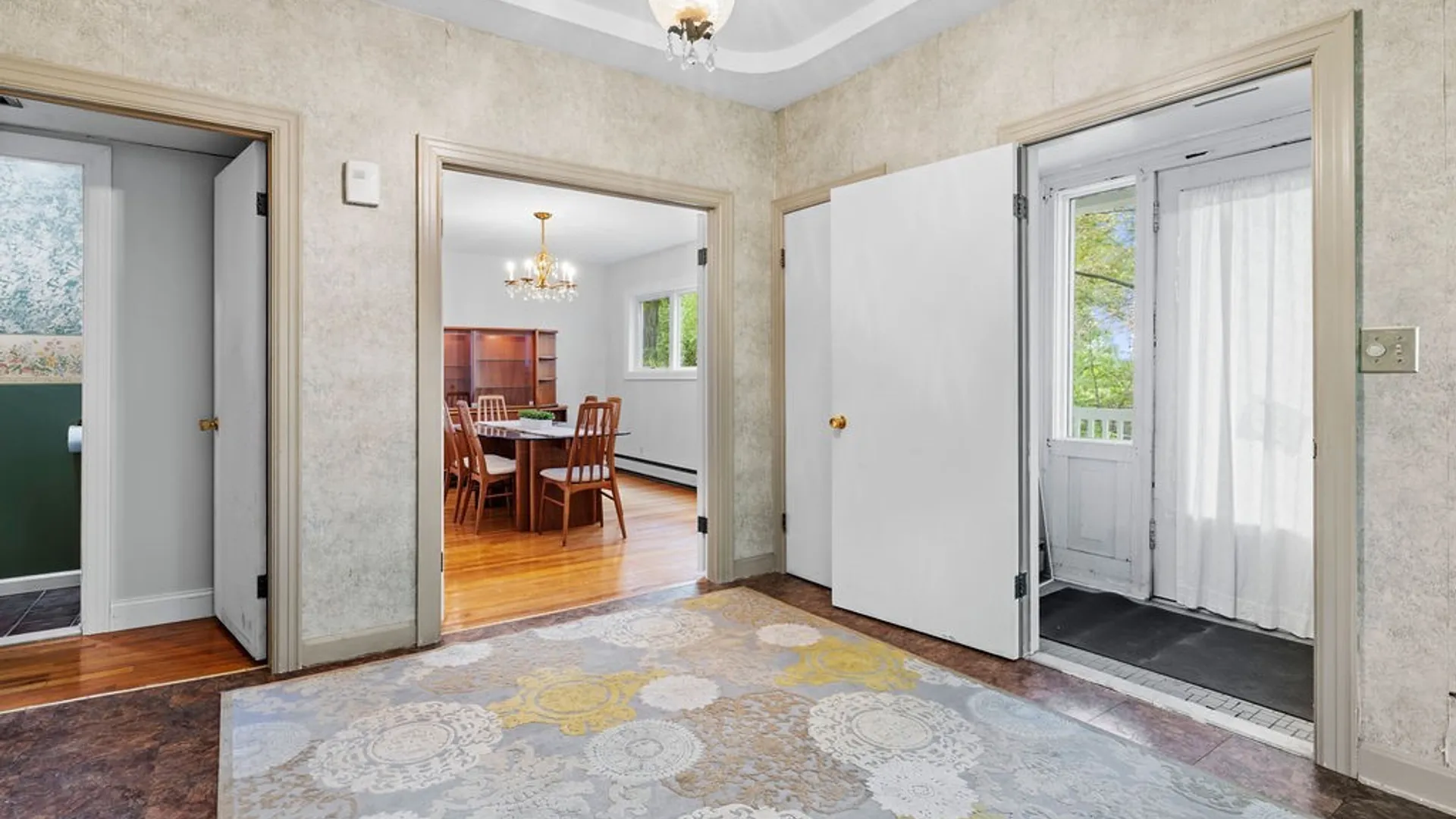 Property at 808 Velasko Road, Syracuse, NY 13207 28