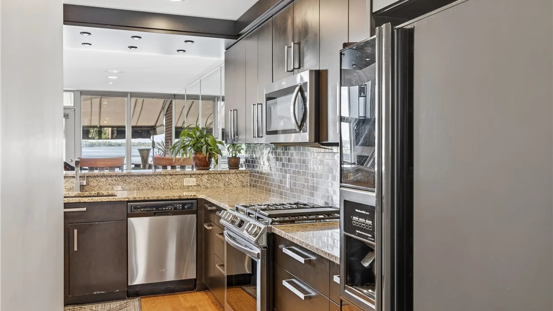 Property at 300 Rivermist Drive, Buffalo, NY 14202 10