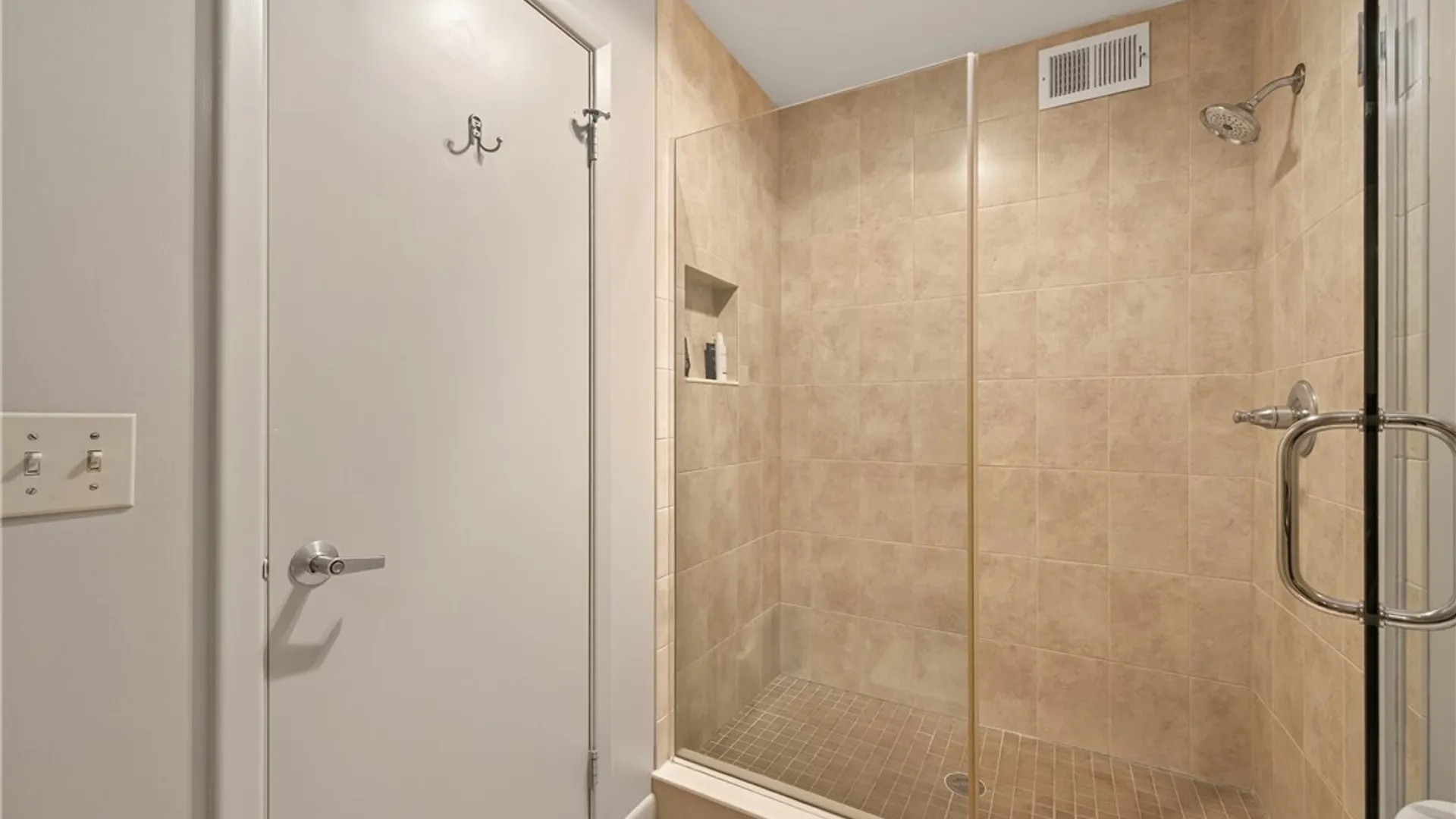 Property at 300 Rivermist Drive, Buffalo, NY 14202 24