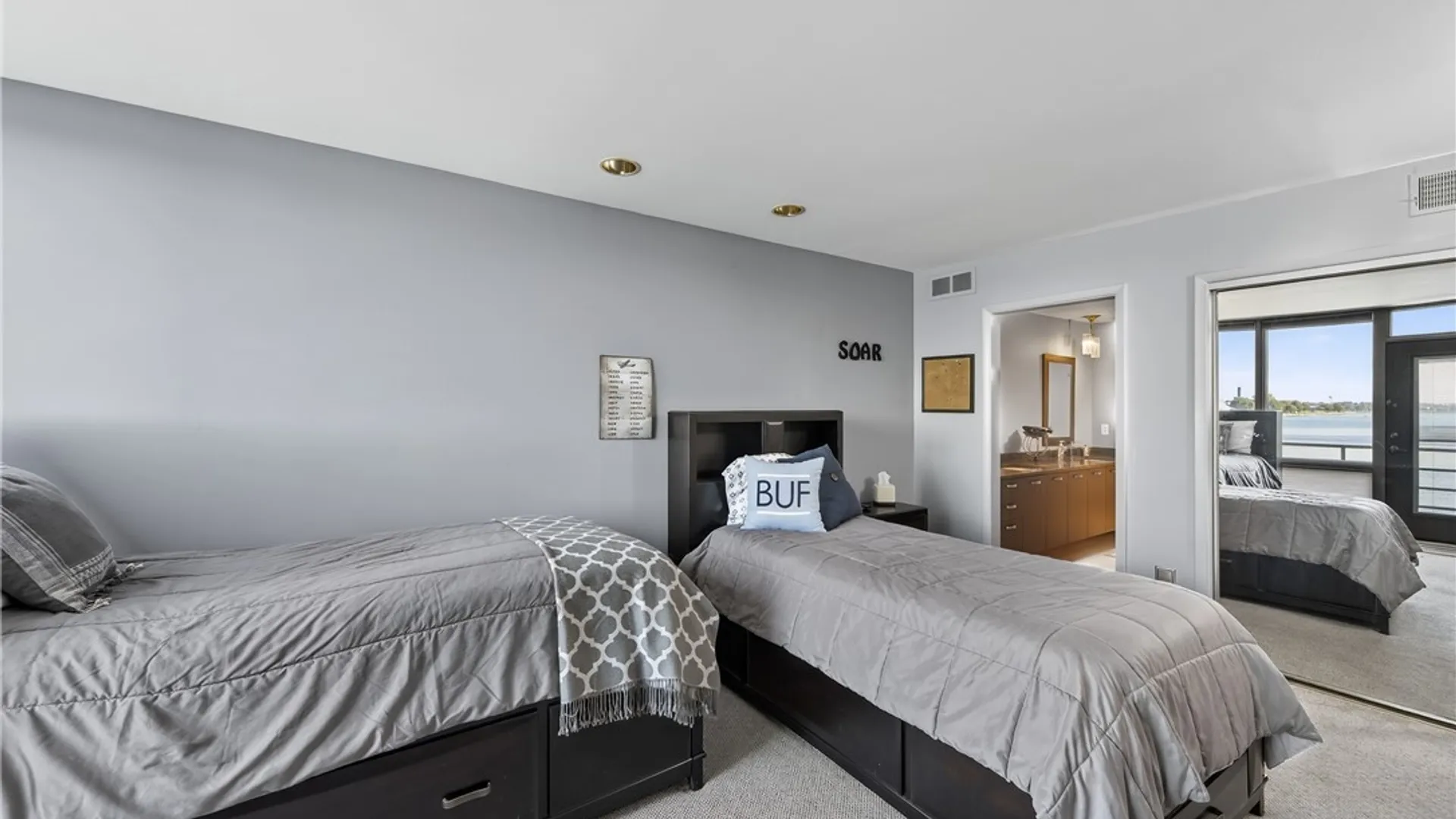 Property at 300 Rivermist Drive, Buffalo, NY 14202 27