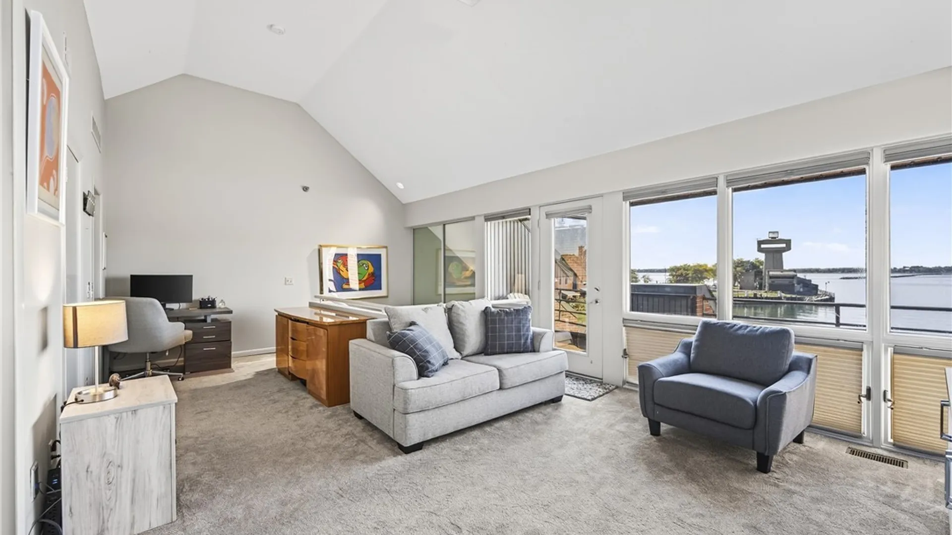 Property at 300 Rivermist Drive, Buffalo, NY 14202 32