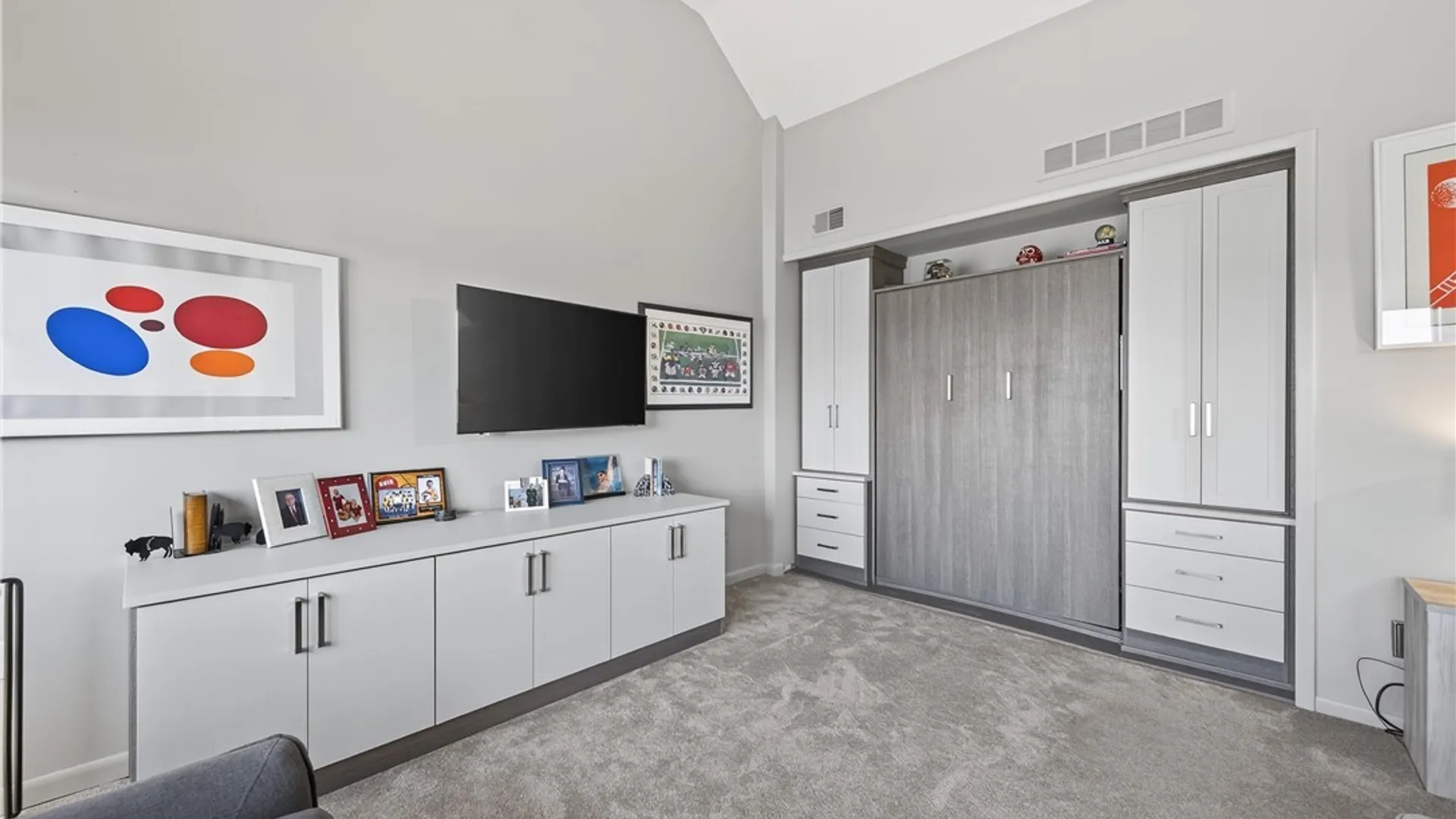 Property at 300 Rivermist Drive, Buffalo, NY 14202 33