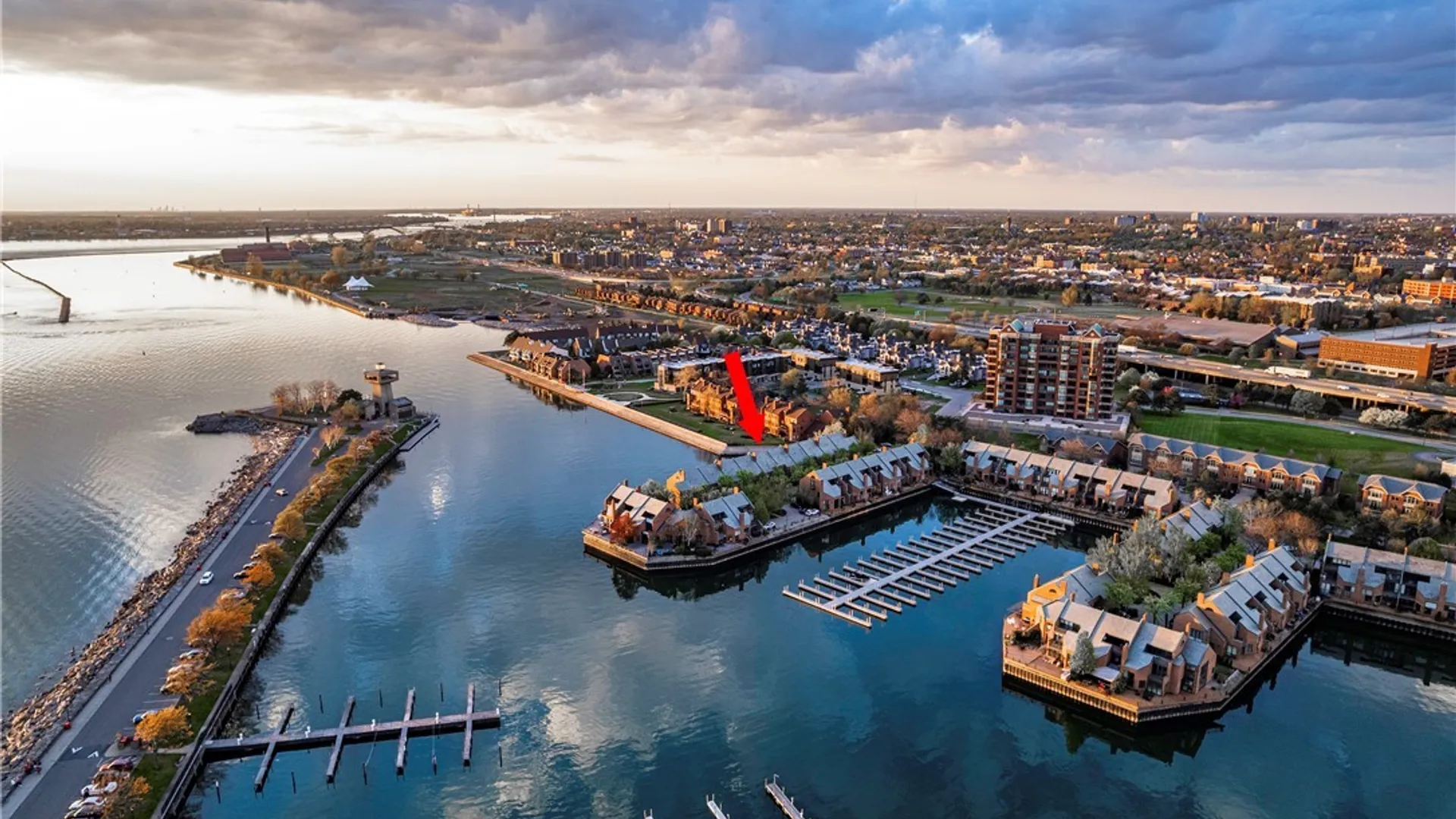 Property at 300 Rivermist Drive, Buffalo, NY 14202 38