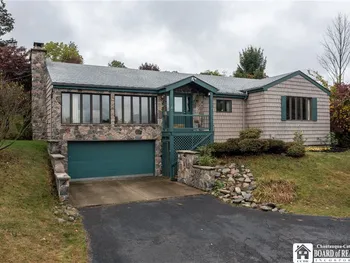 Property at 4 Winding Way, Busti, NY 14750