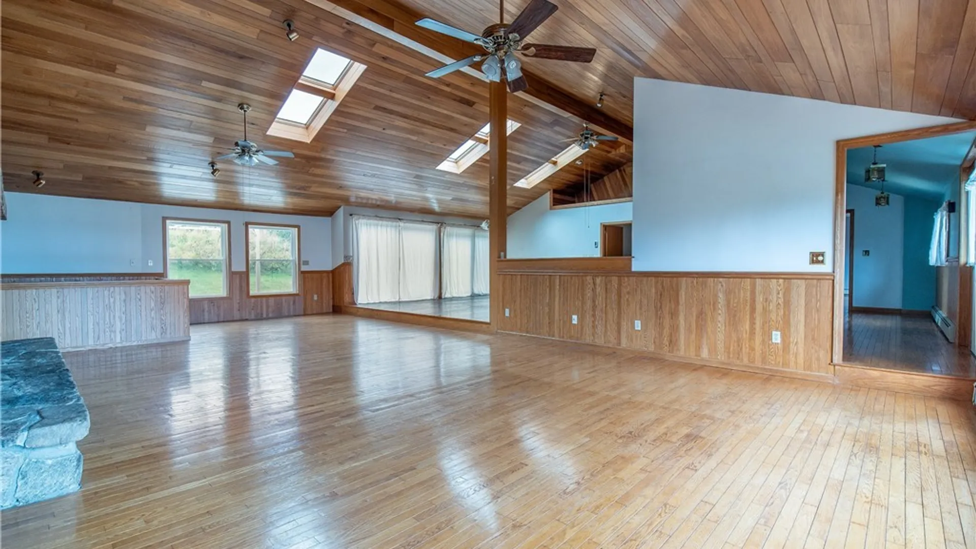 Property at 4 Winding Way, Busti, NY 14750 4