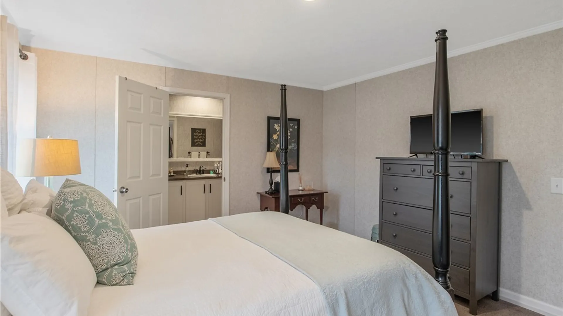 Property at 5600 #42 Shute Road, Lafayette, NY 13084 18