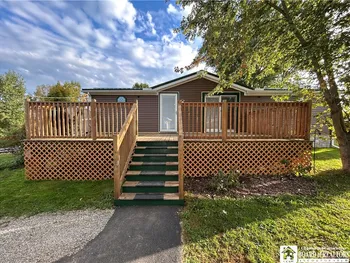 8436 Hill Road, Villenova, NY 14723