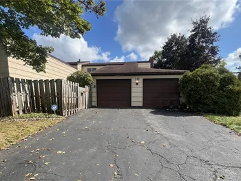 Property at 10 Wake Robin Terrace, Henrietta, NY 14586