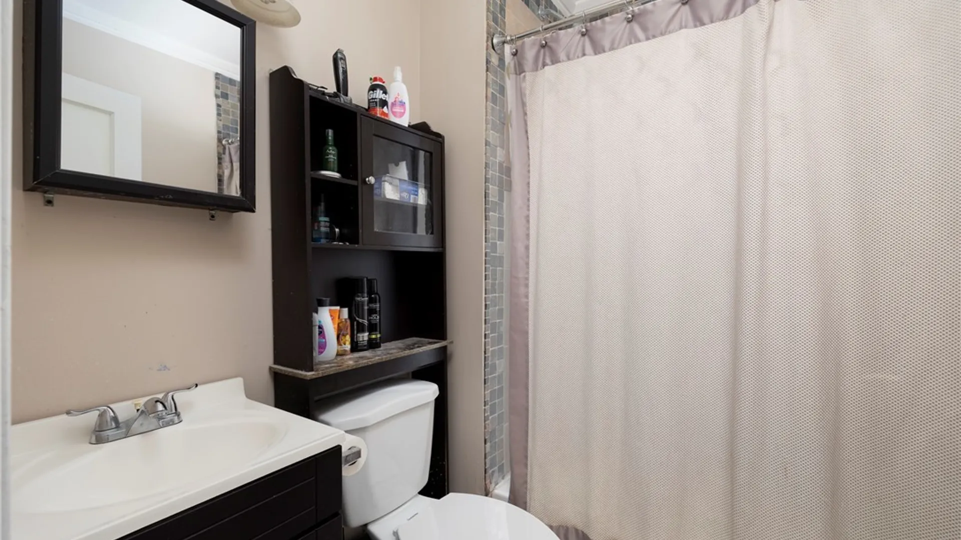 Property at 121 Hartwell Road, Buffalo, NY 14216 11