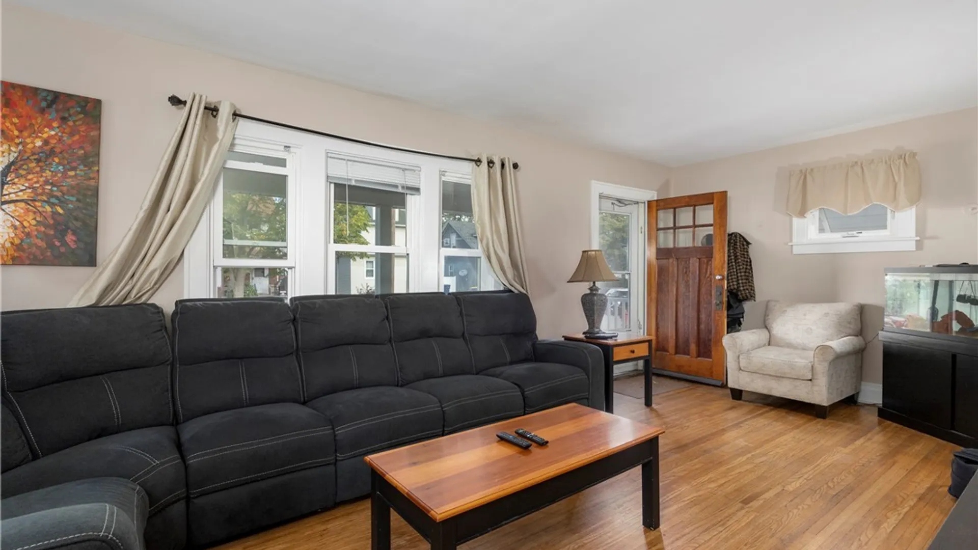 Property at 121 Hartwell Road, Buffalo, NY 14216 3