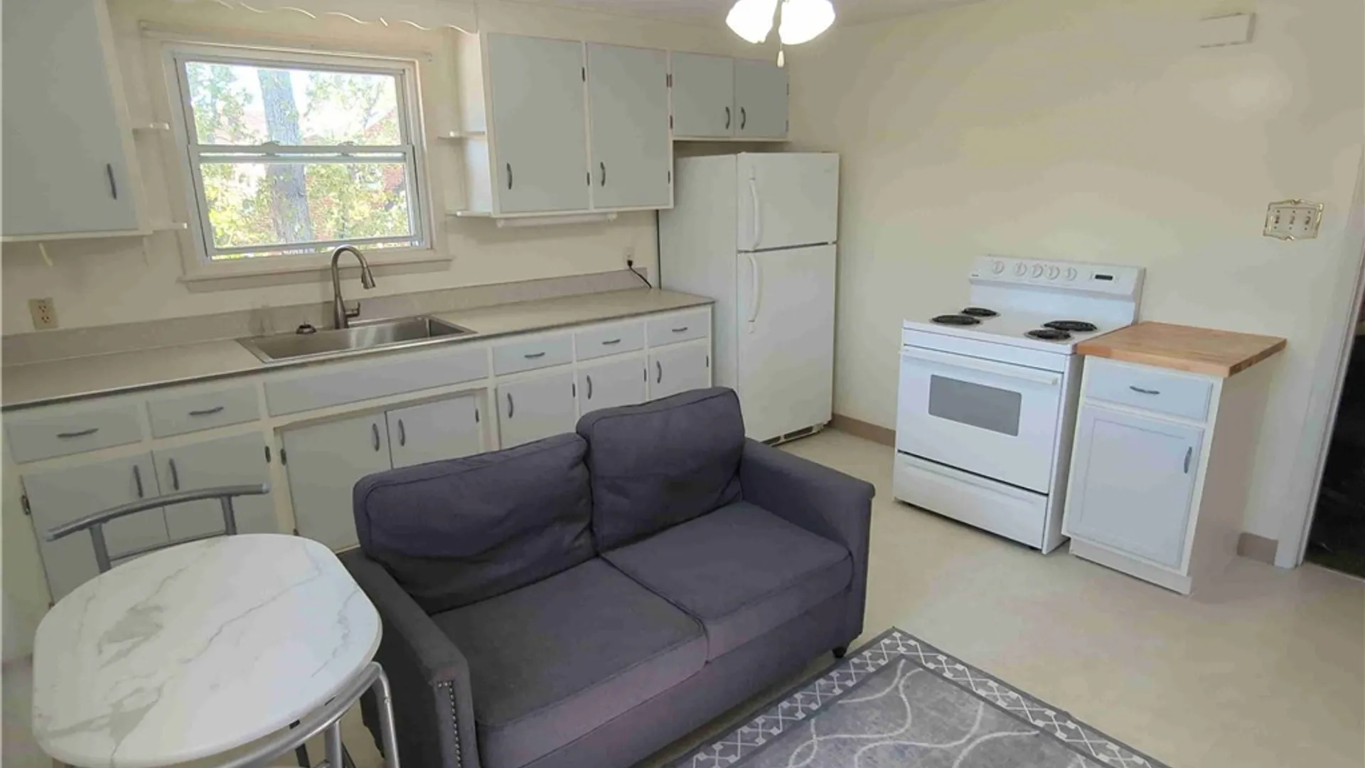 Property at 105 Fernald Avenue, West Seneca, NY 14218 4