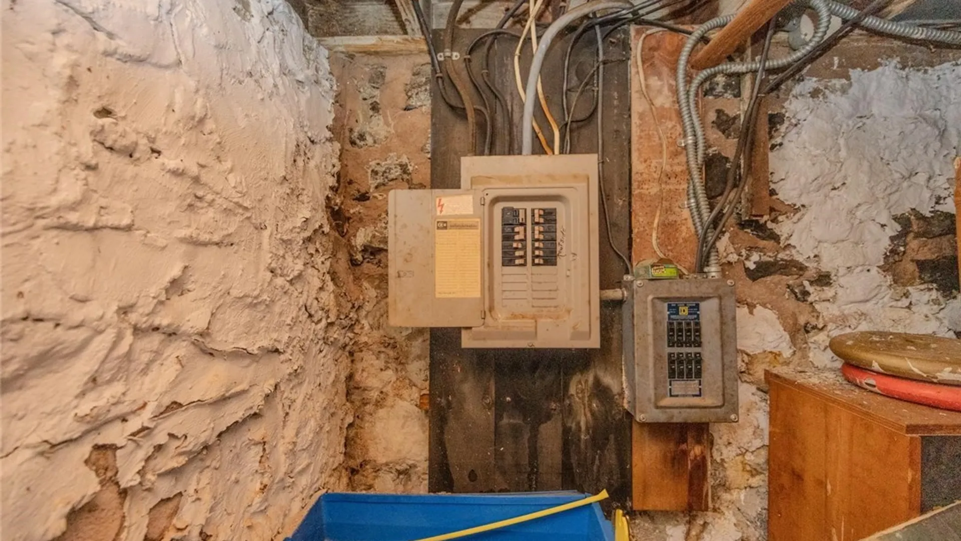 Property at 825 15th Street, Niagara Falls, NY 14301 37