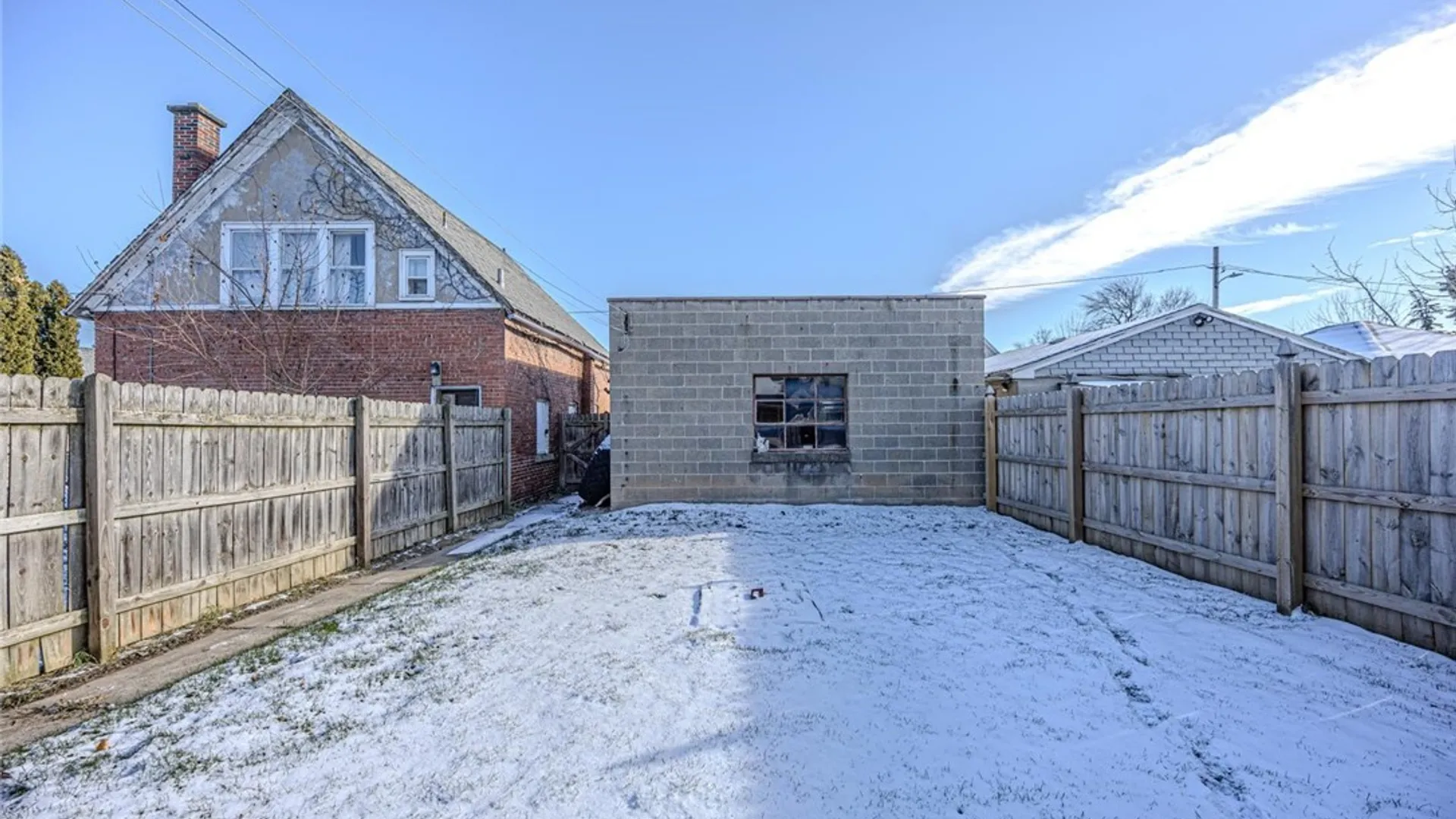 Property at 825 15th Street, Niagara Falls, NY 14301 5