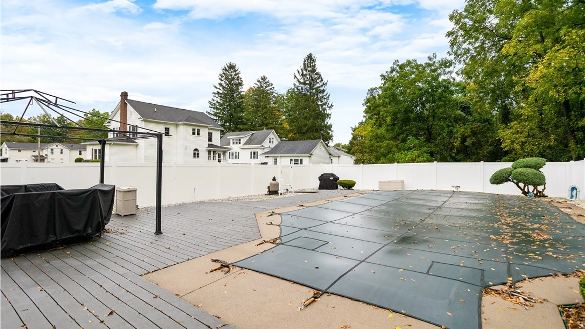 Property at 114 Seneca Avenue, Vernon, NY 13421 21