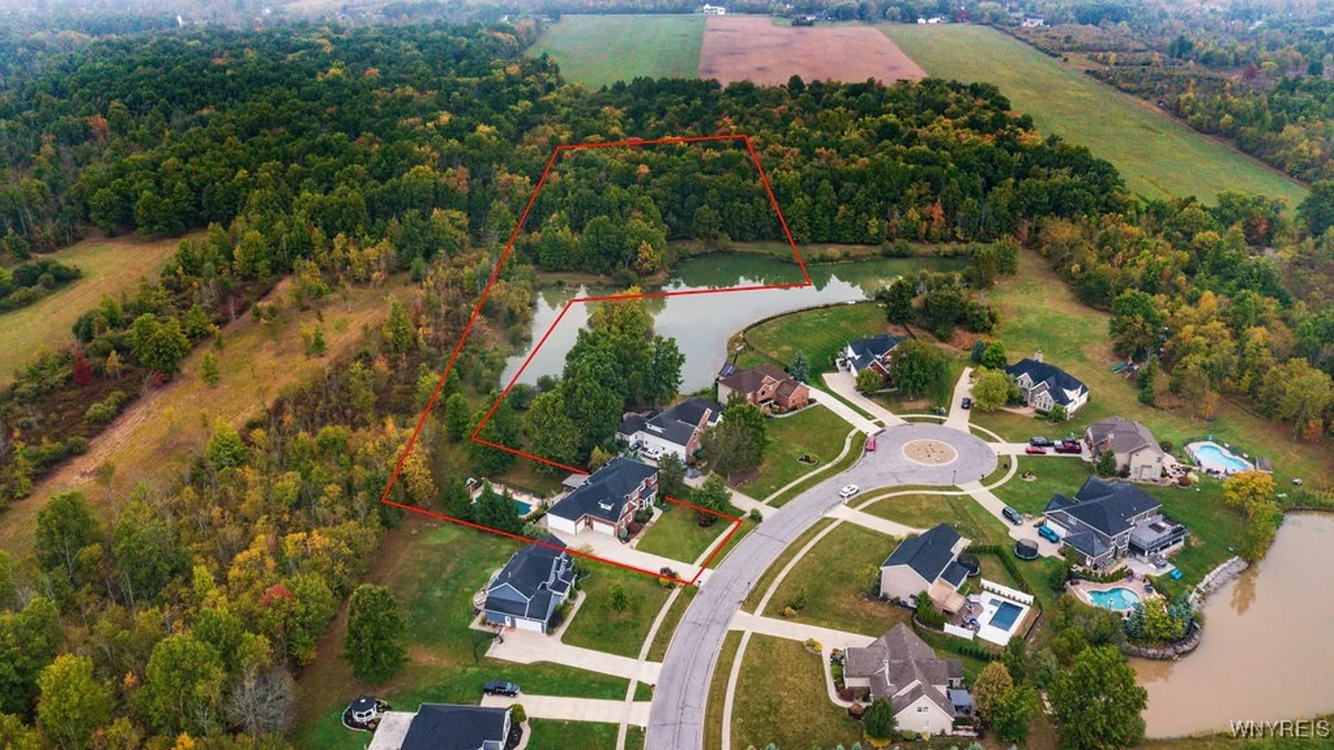 Property at 81 Hidden Oaks Court, Grand Island, NY 14072 3
