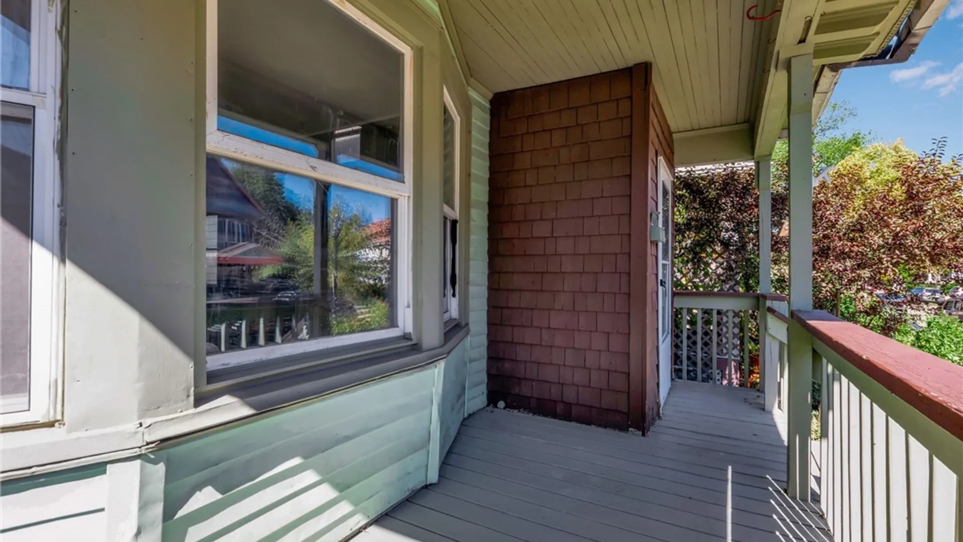 Property at 90 Greenwood Place, Buffalo, NY 14213 3
