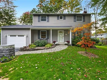Property at 402 Ferndale Lane, Manlius, NY 13116