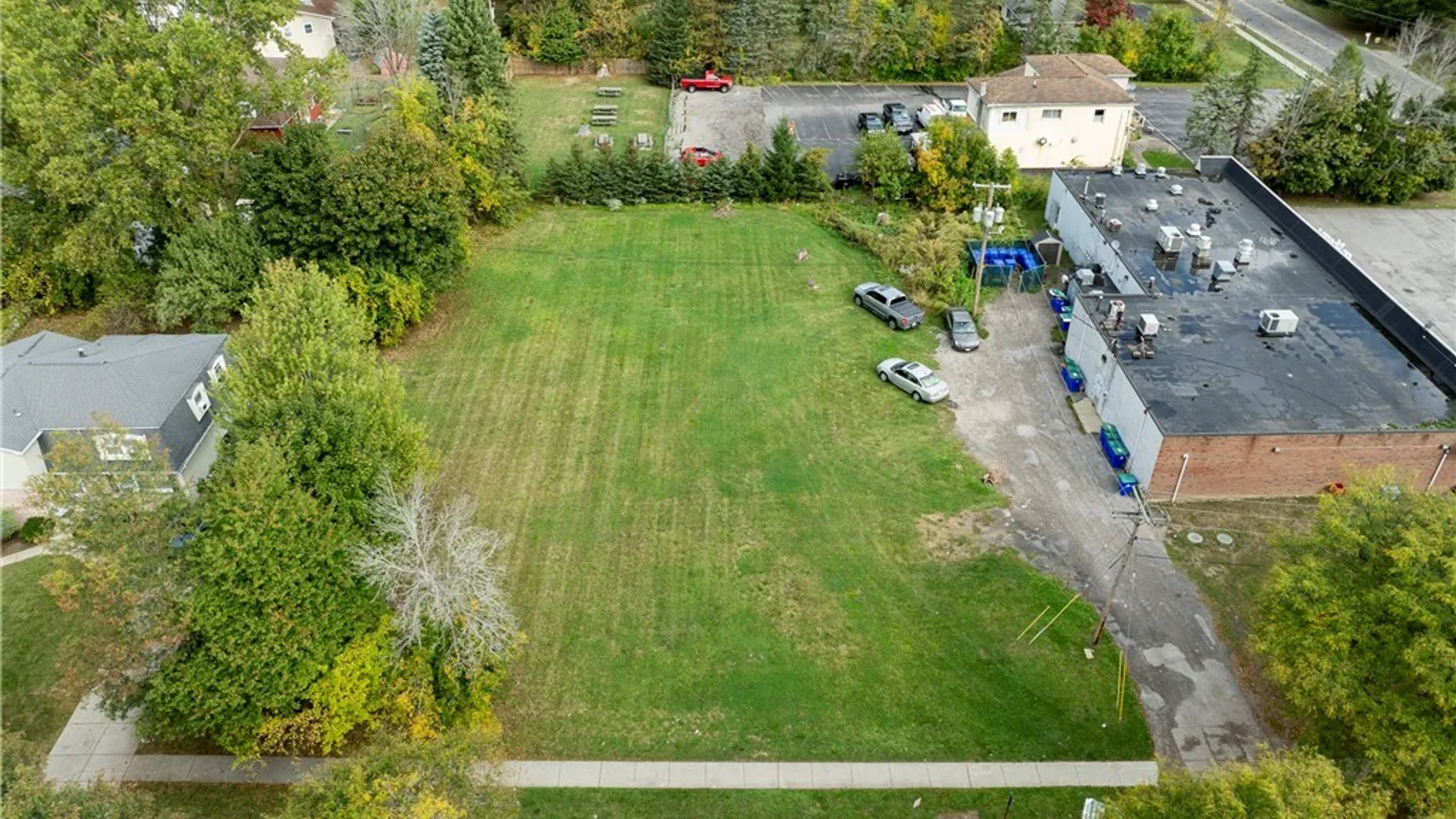 Property at 20 Pheasant Run Road, Amherst, NY 14228 8