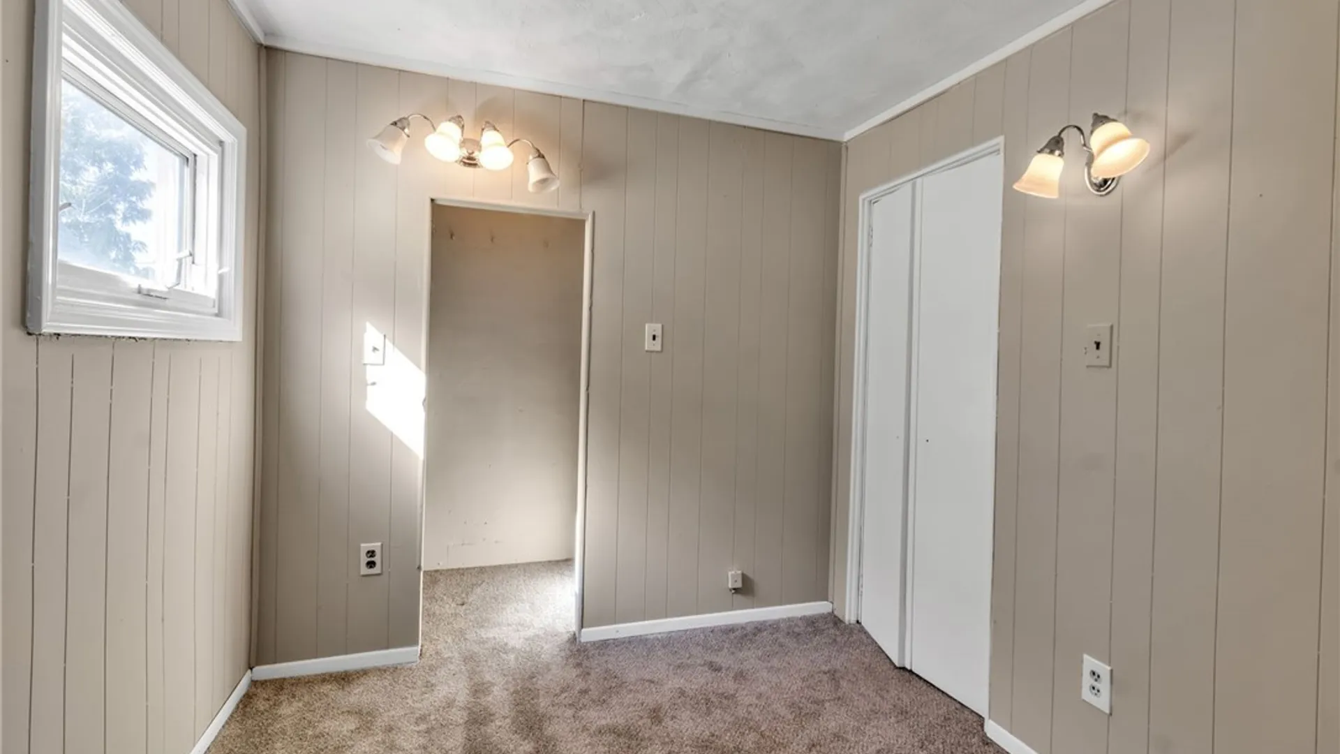 Property at 580 Ogden Street, Buffalo, NY 14206 11