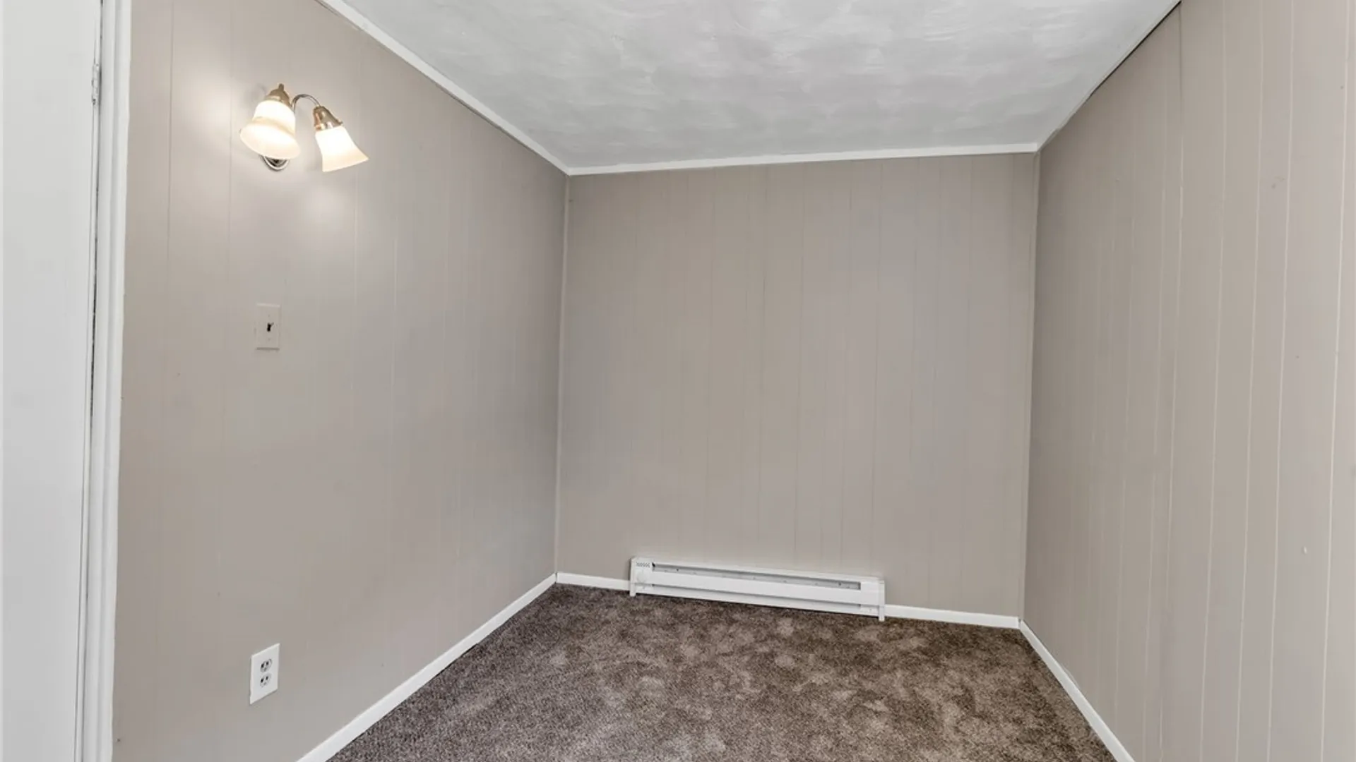 Property at 580 Ogden Street, Buffalo, NY 14206 12