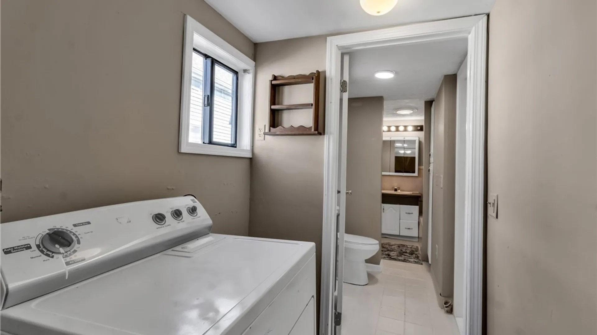 Property at 580 Ogden Street, Buffalo, NY 14206 28