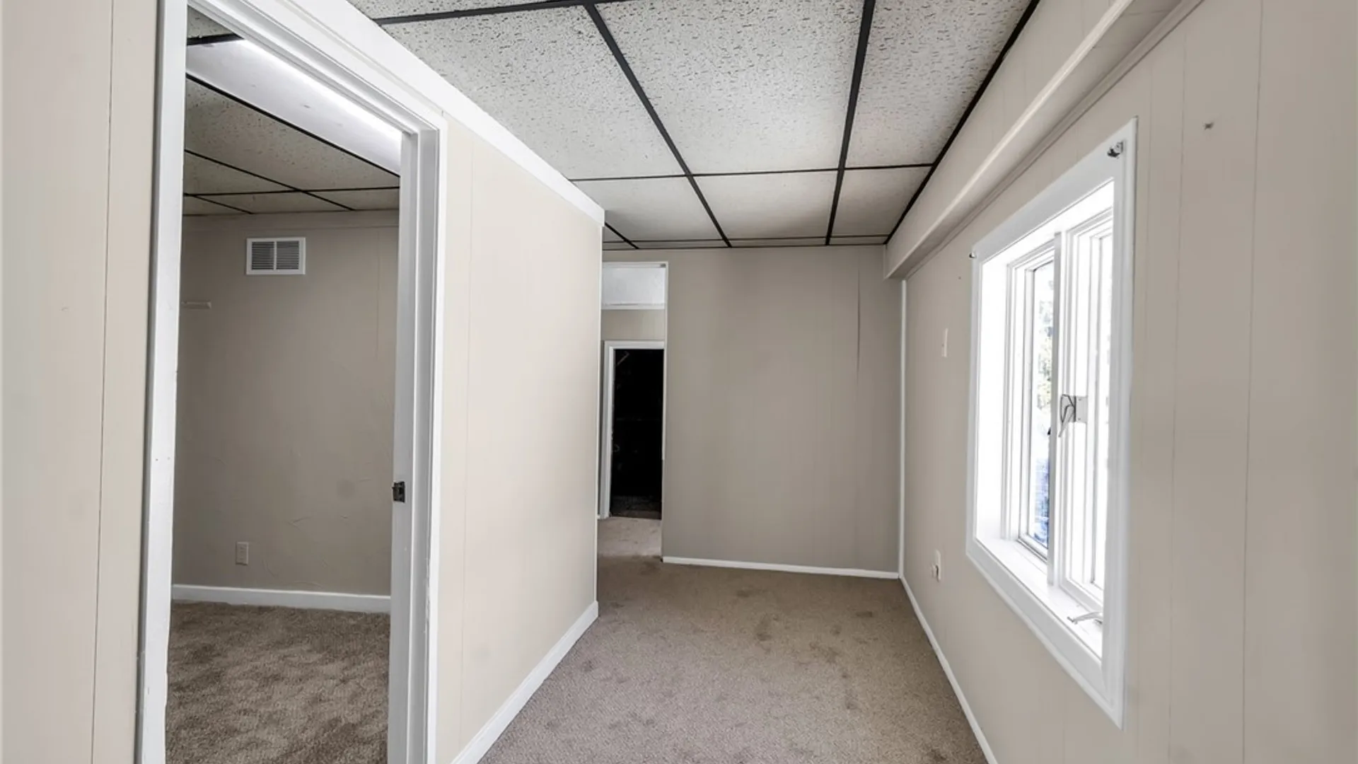 Property at 580 Ogden Street, Buffalo, NY 14206 34