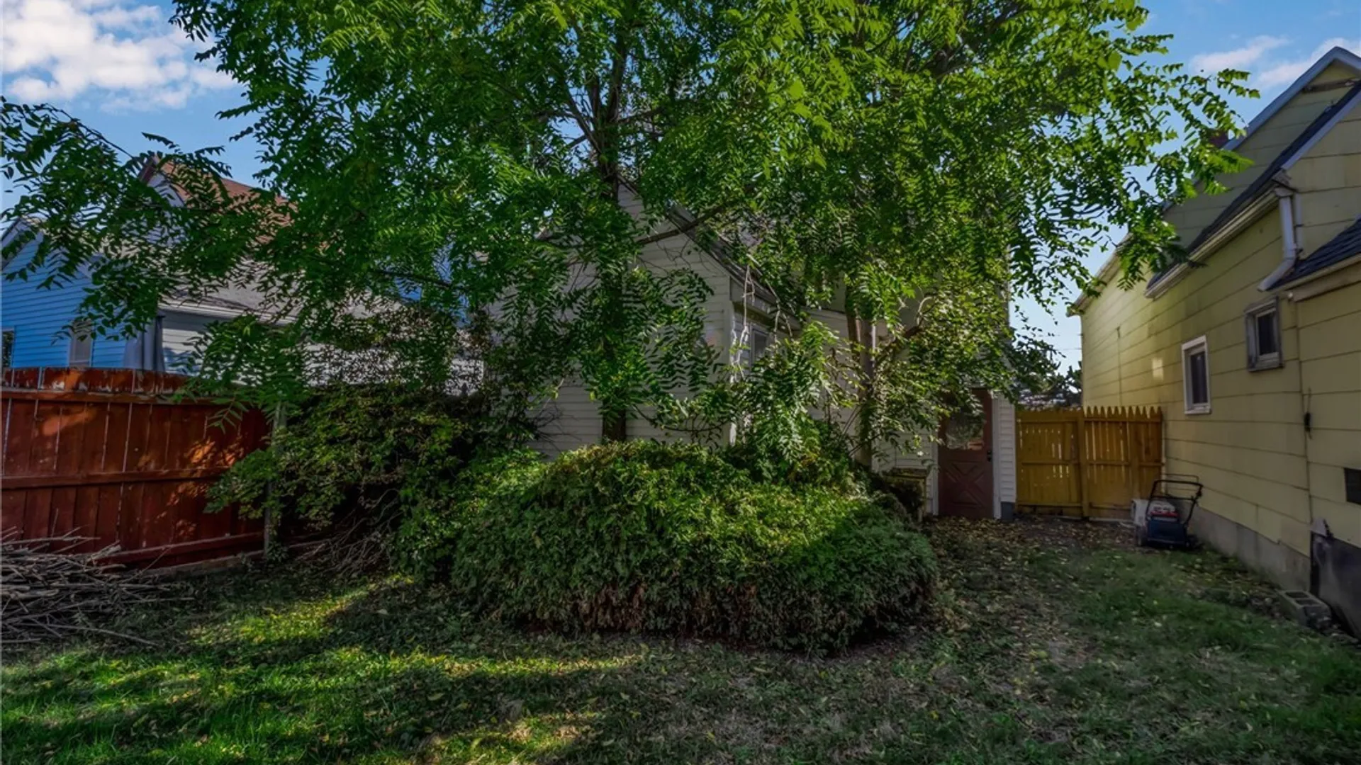 Property at 580 Ogden Street, Buffalo, NY 14206 40