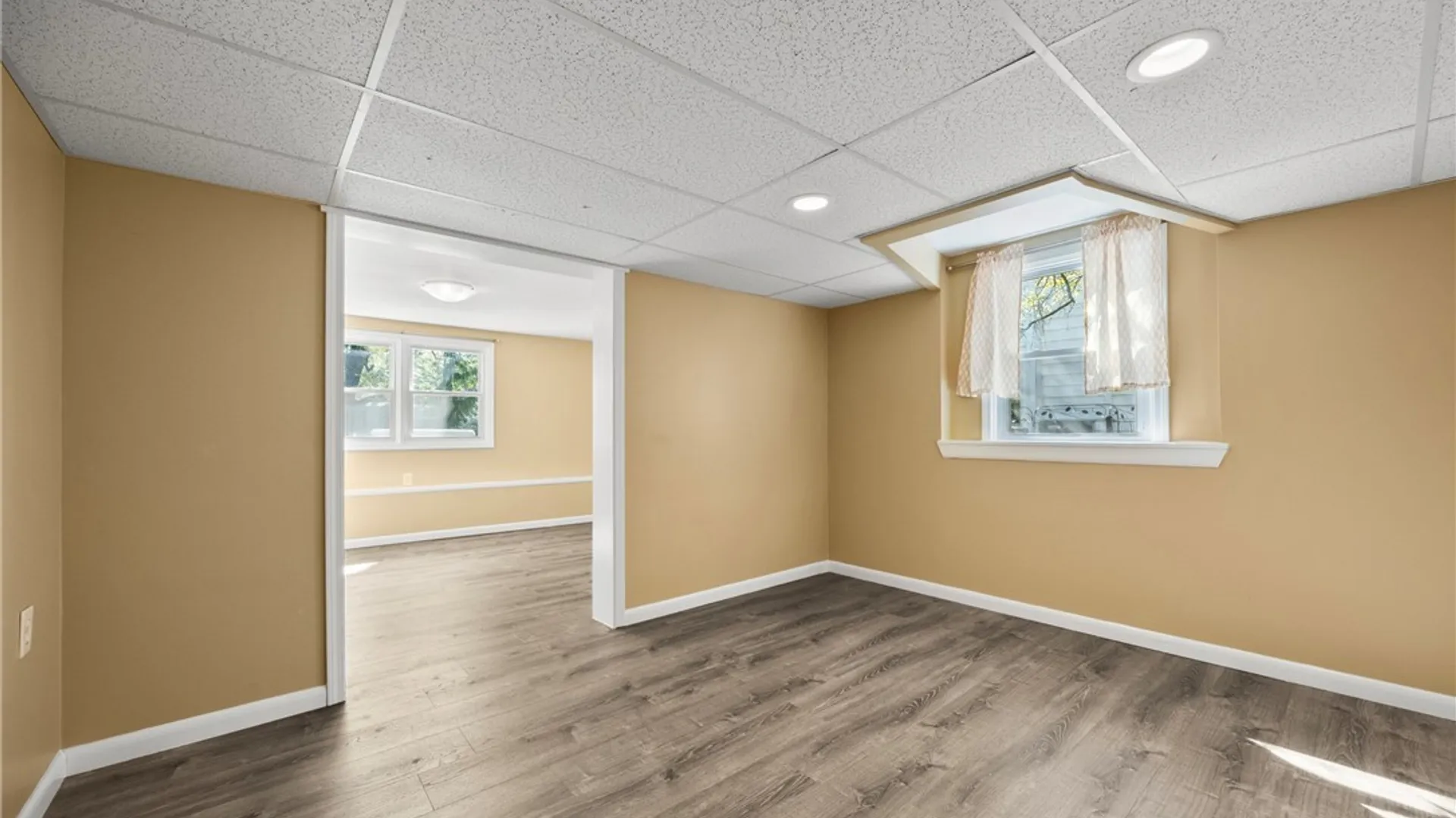 Property at 530 Meadowbrook Drive, Lewiston, NY 14092 21