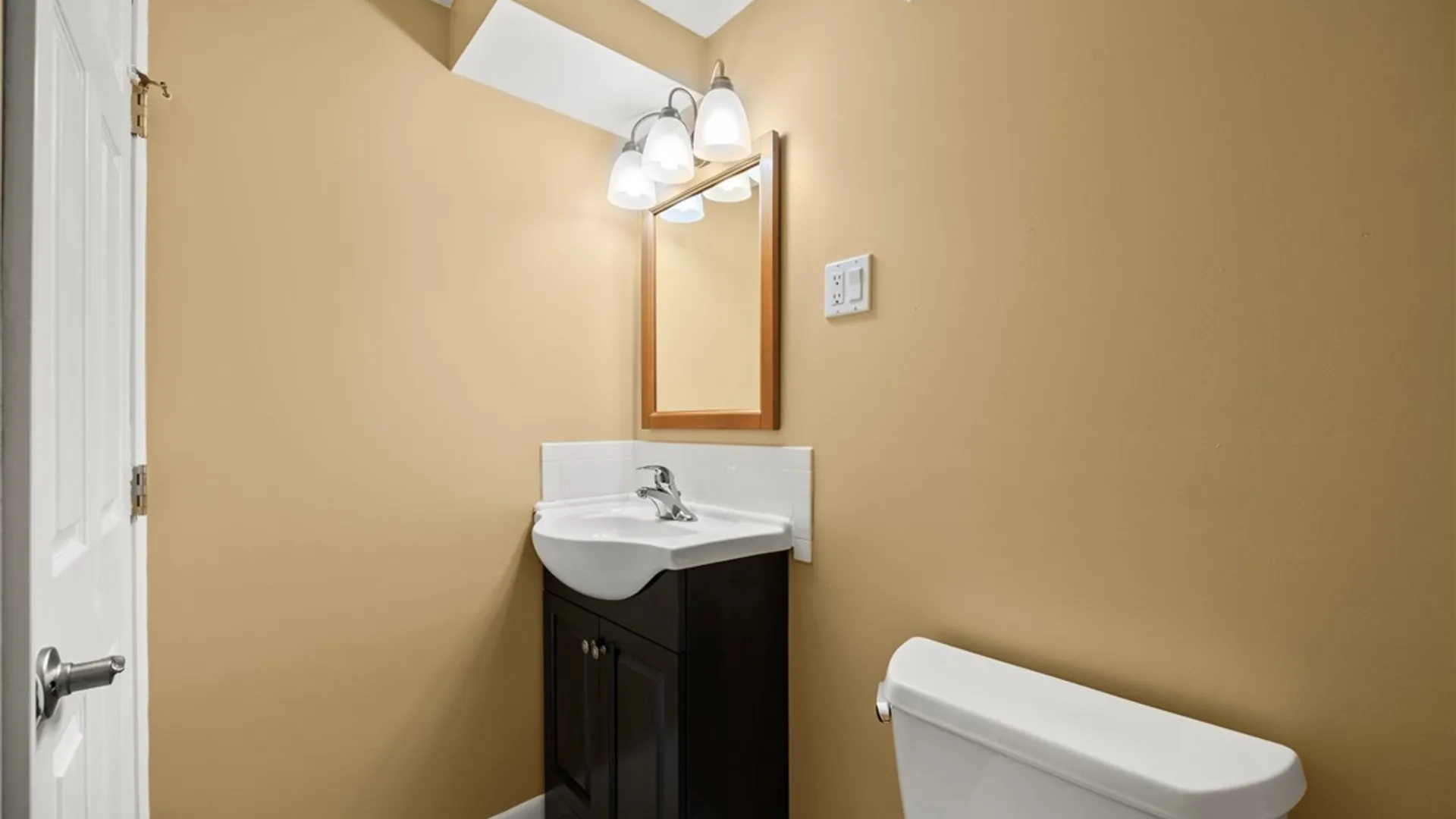 Property at 530 Meadowbrook Drive, Lewiston, NY 14092 24