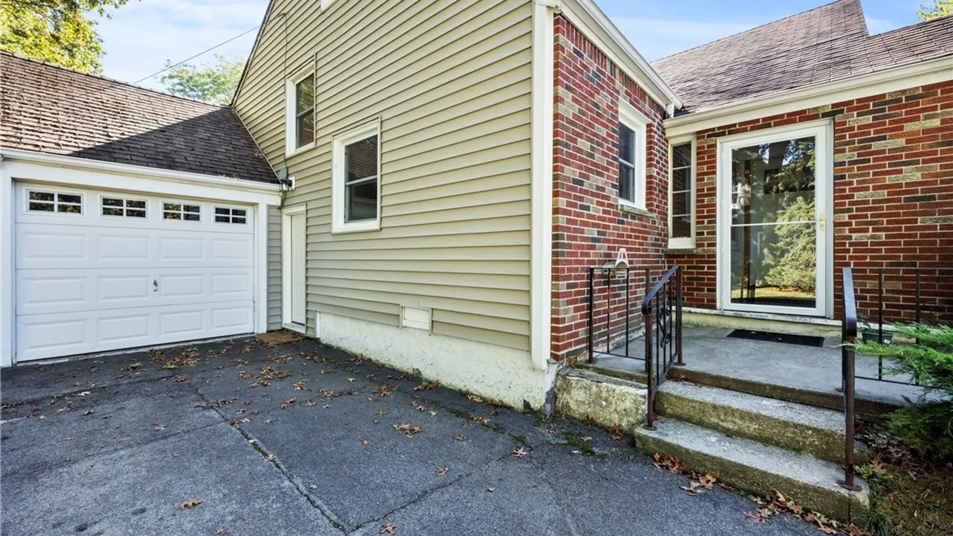Property at 530 Meadowbrook Drive, Lewiston, NY 14092 26