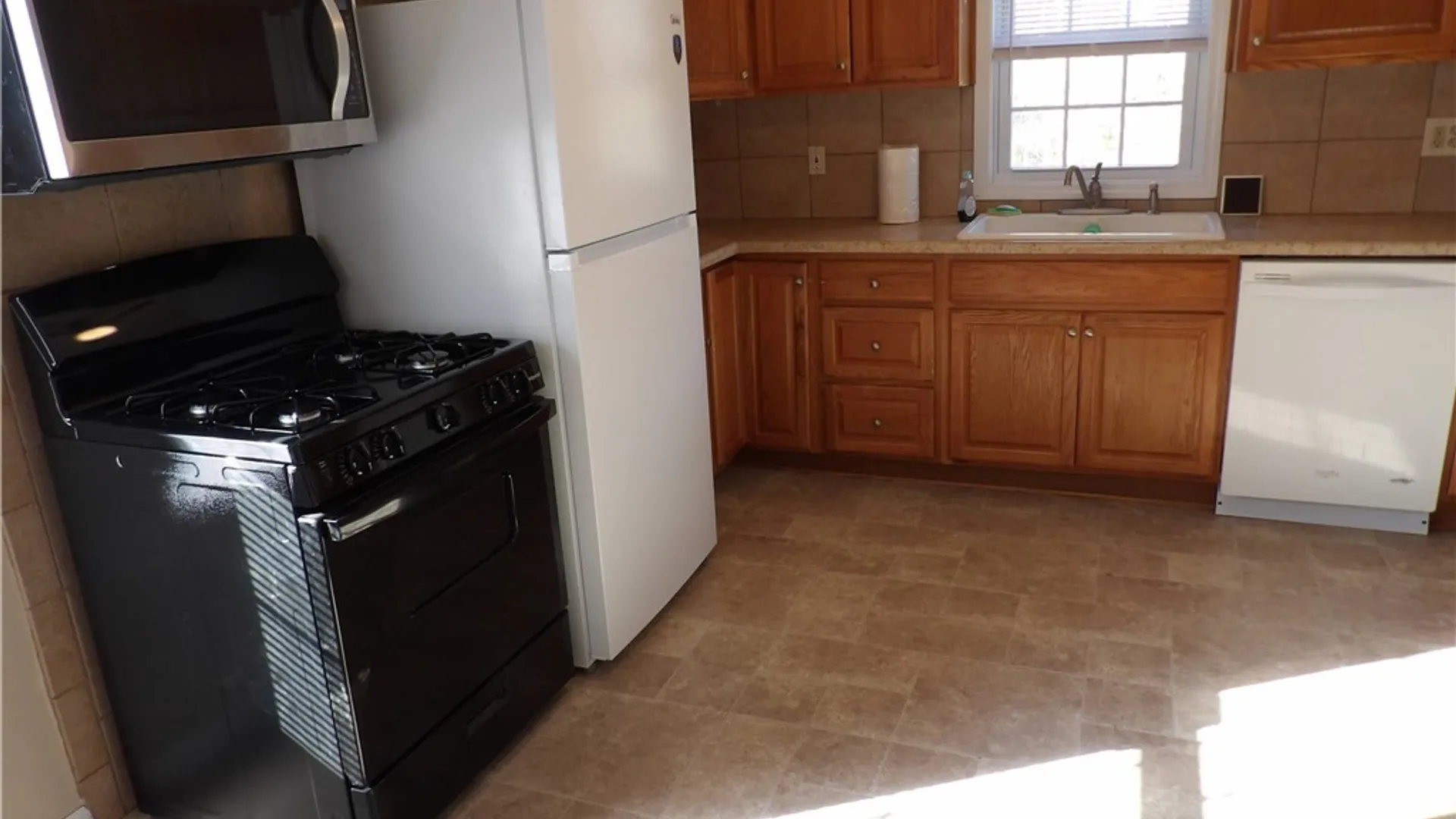 Property at 10332 Transit Road, Amherst, NY 14051 14