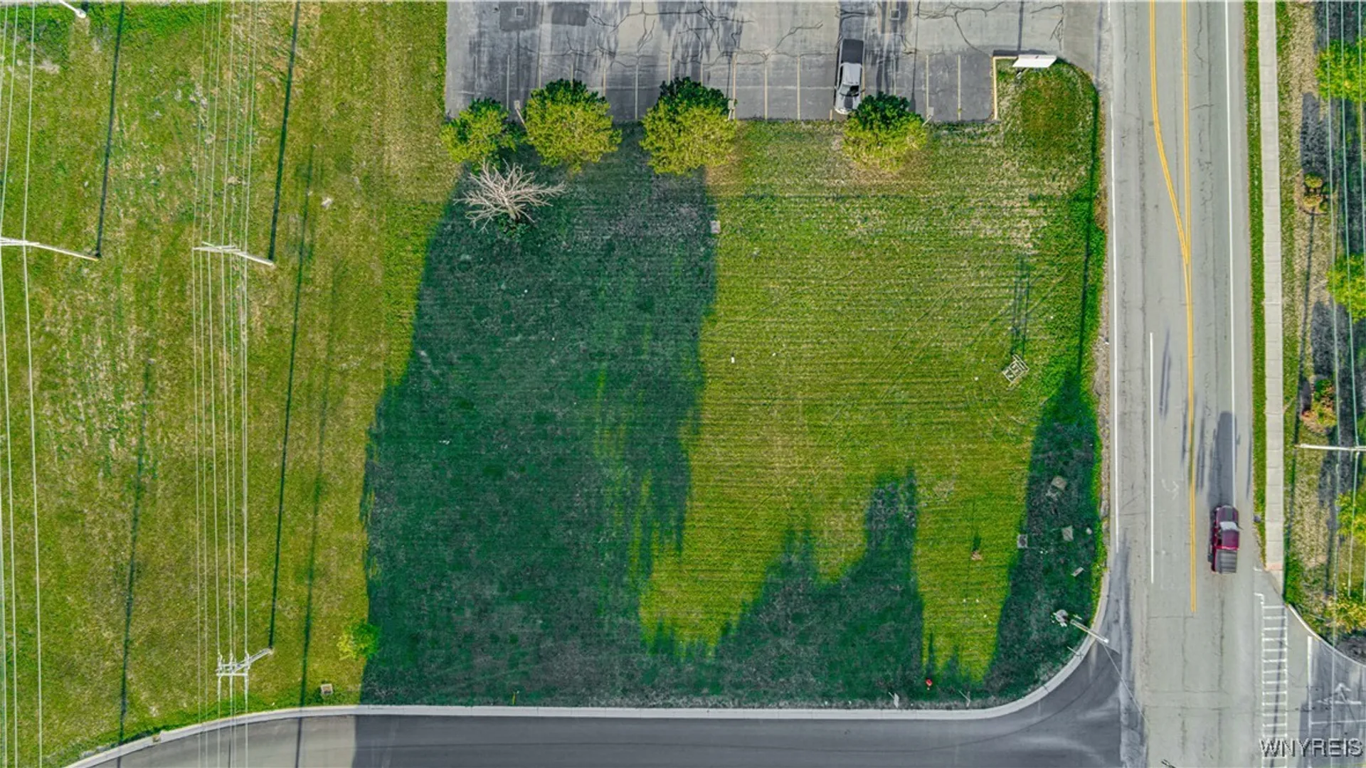 Property at 6230 Shimer Drive, Lockport Town, NY 14094 3