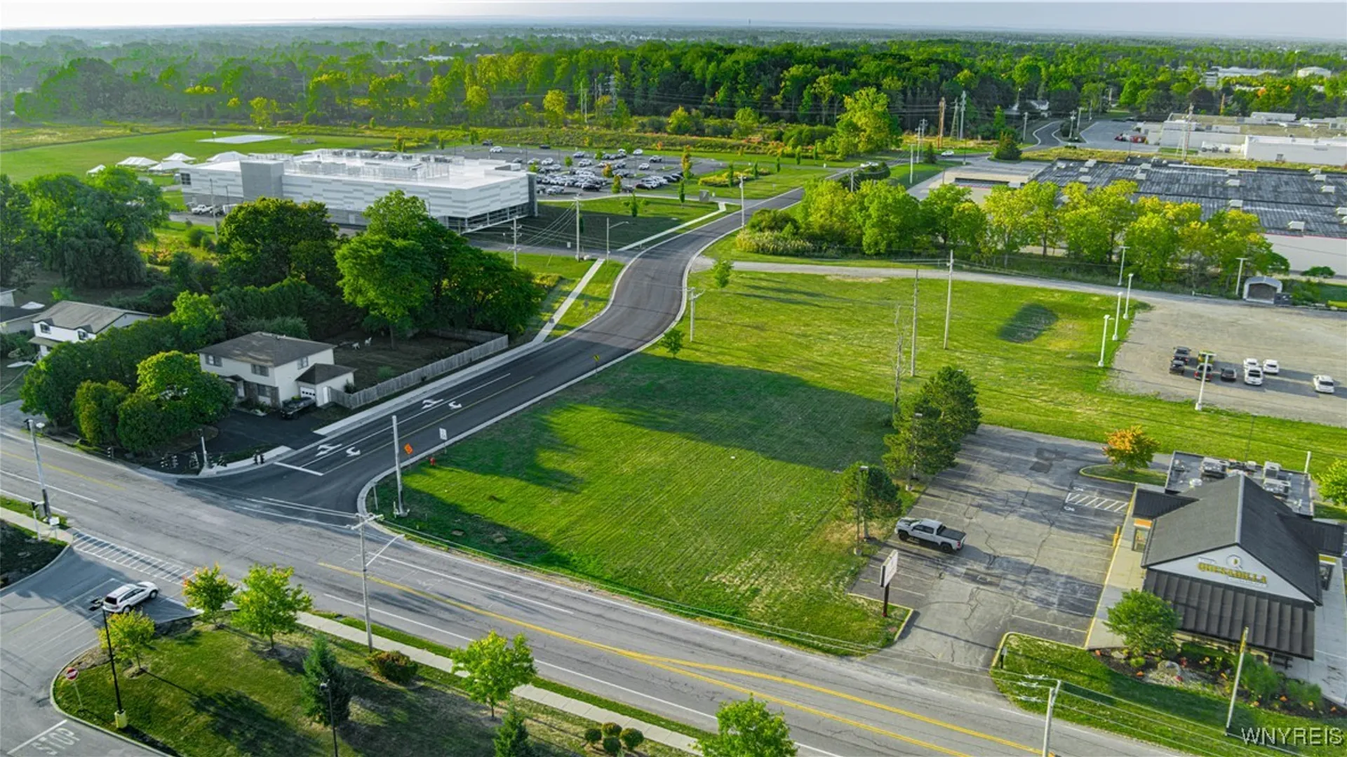 Property at 6230 Shimer Drive, Lockport Town, NY 14094 9