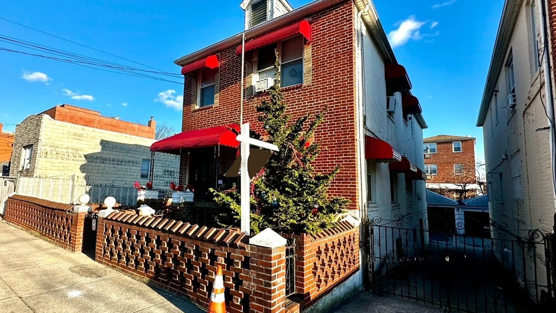Property at 165 28th Ave, Brooklyn, NY 11214 6