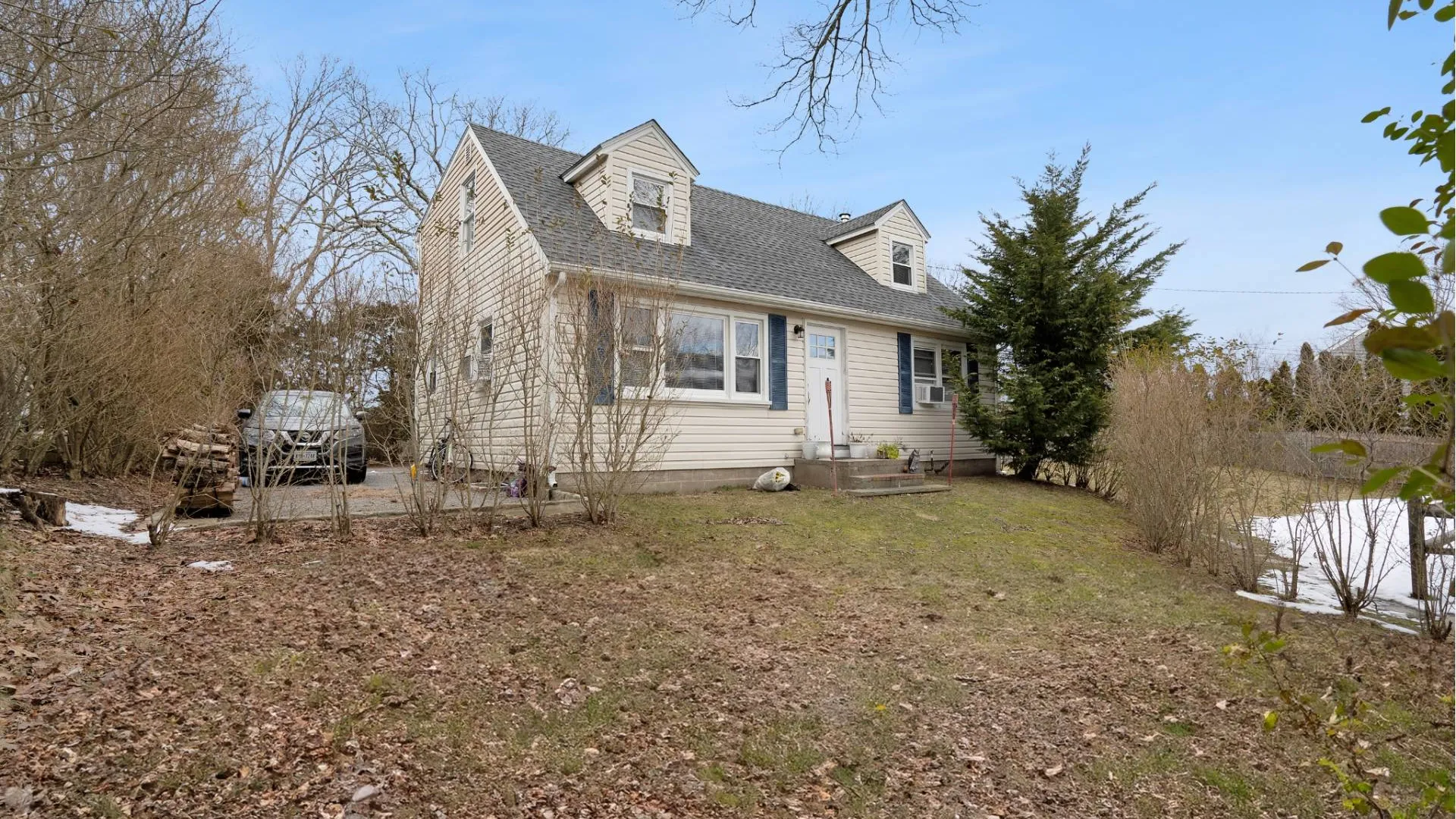 Property at 87 North Rd, Hampton Bays, NY 11946 19
