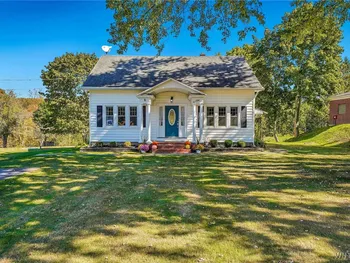 Property at 164 Capitol, Holland, NY 14080
