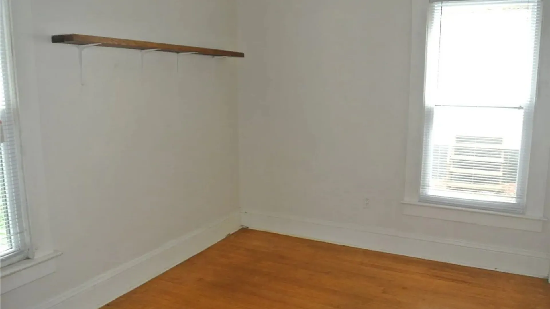 Property at 909 Westcott Street, Syracuse, NY 13210 4