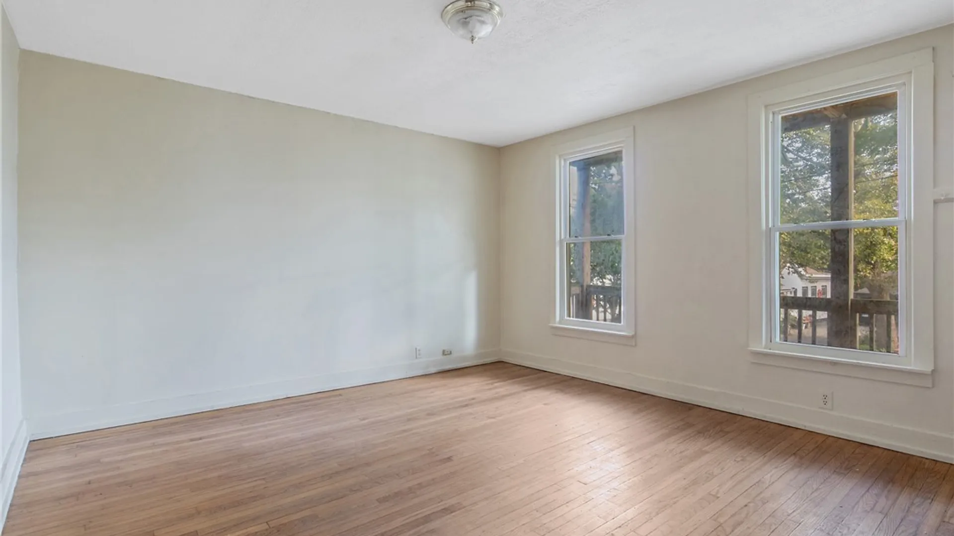 Property at 113 Grumbach Ave, Syracuse, NY 13203 11