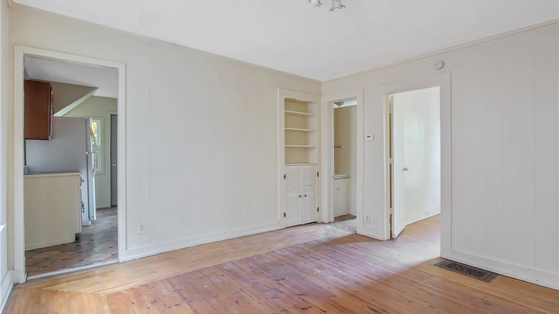 Property at 113 Grumbach Ave, Syracuse, NY 13203 13