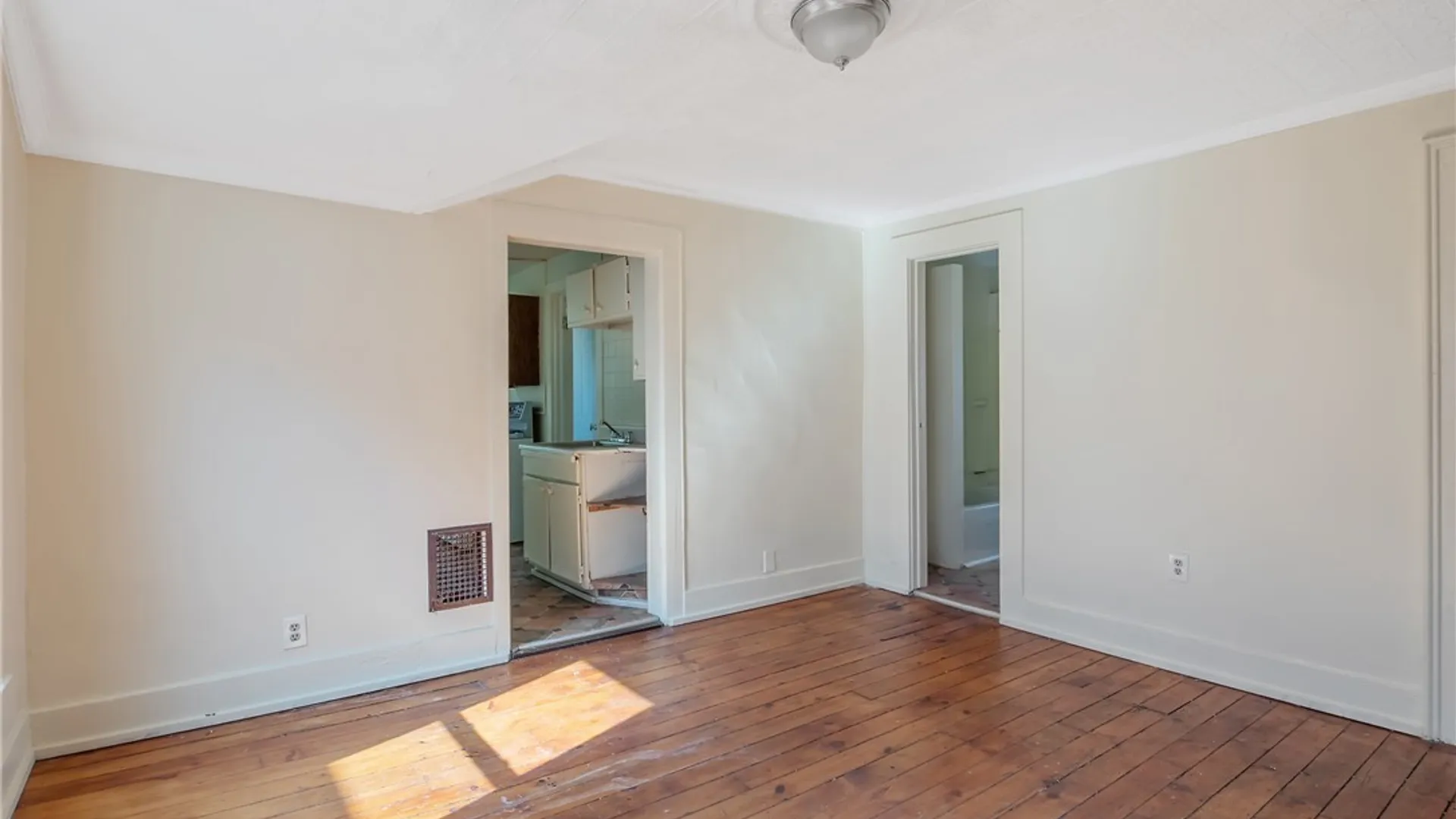 Property at 113 Grumbach Ave, Syracuse, NY 13203 17