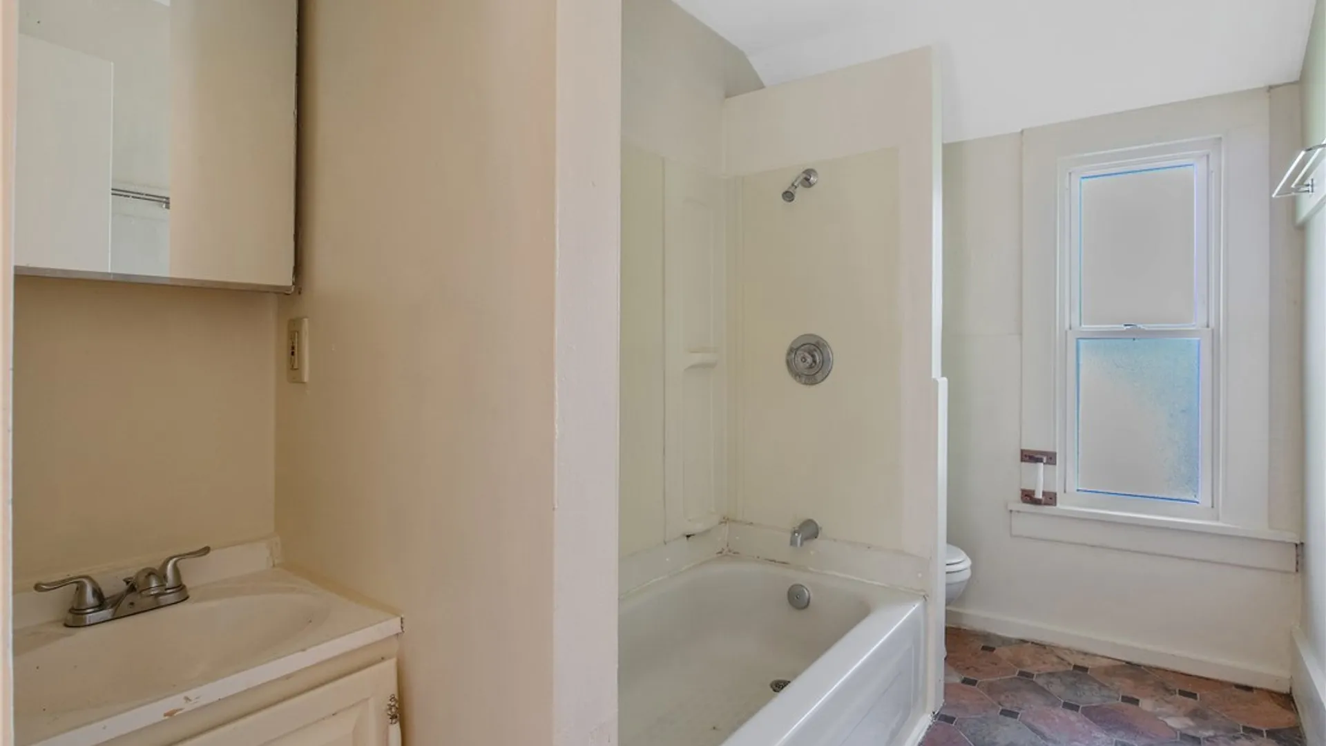 Property at 113 Grumbach Ave, Syracuse, NY 13203 35