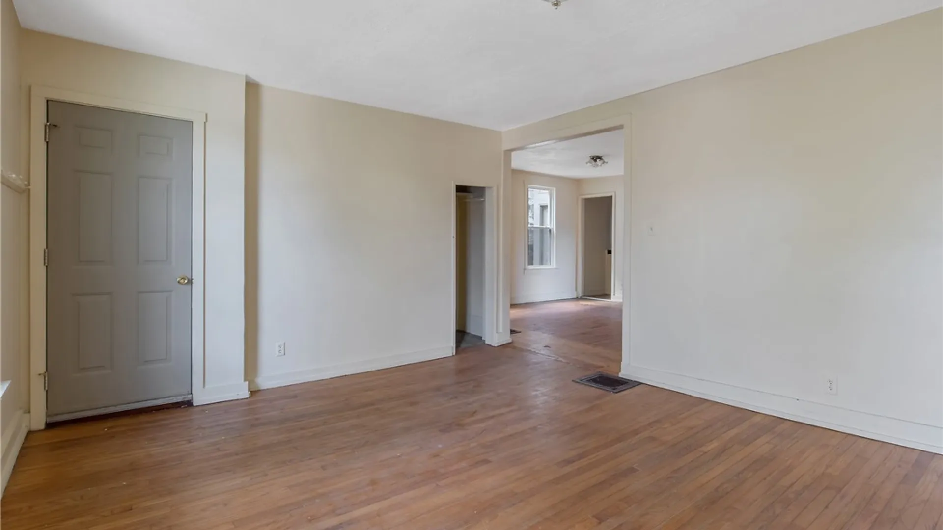 Property at 113 Grumbach Ave, Syracuse, NY 13203 9