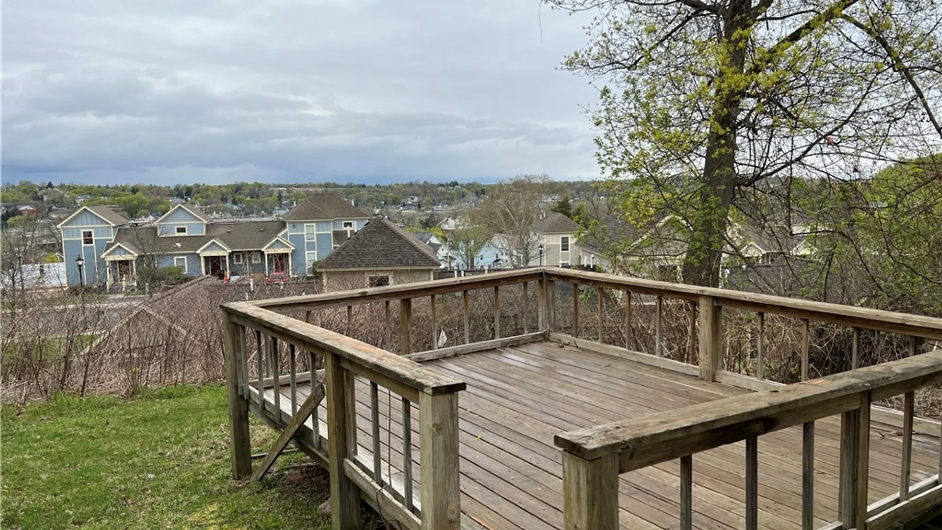 Property at 1337 Madison Street, Syracuse, NY 13210 4