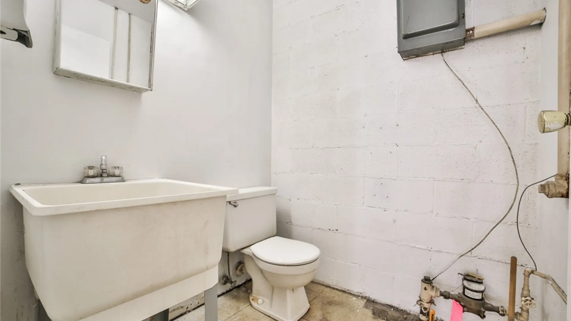 Property at 6900 Mooradian Drive, Niagara Falls, NY 14304 19