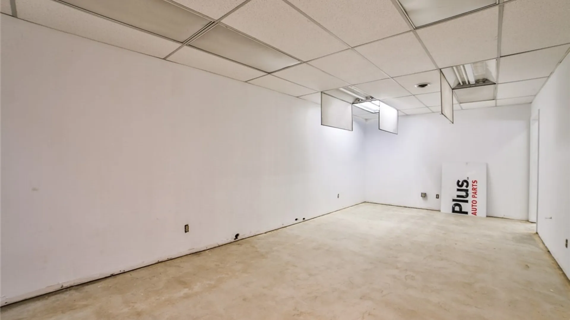 Property at 6900 Mooradian Drive, Niagara Falls, NY 14304 22