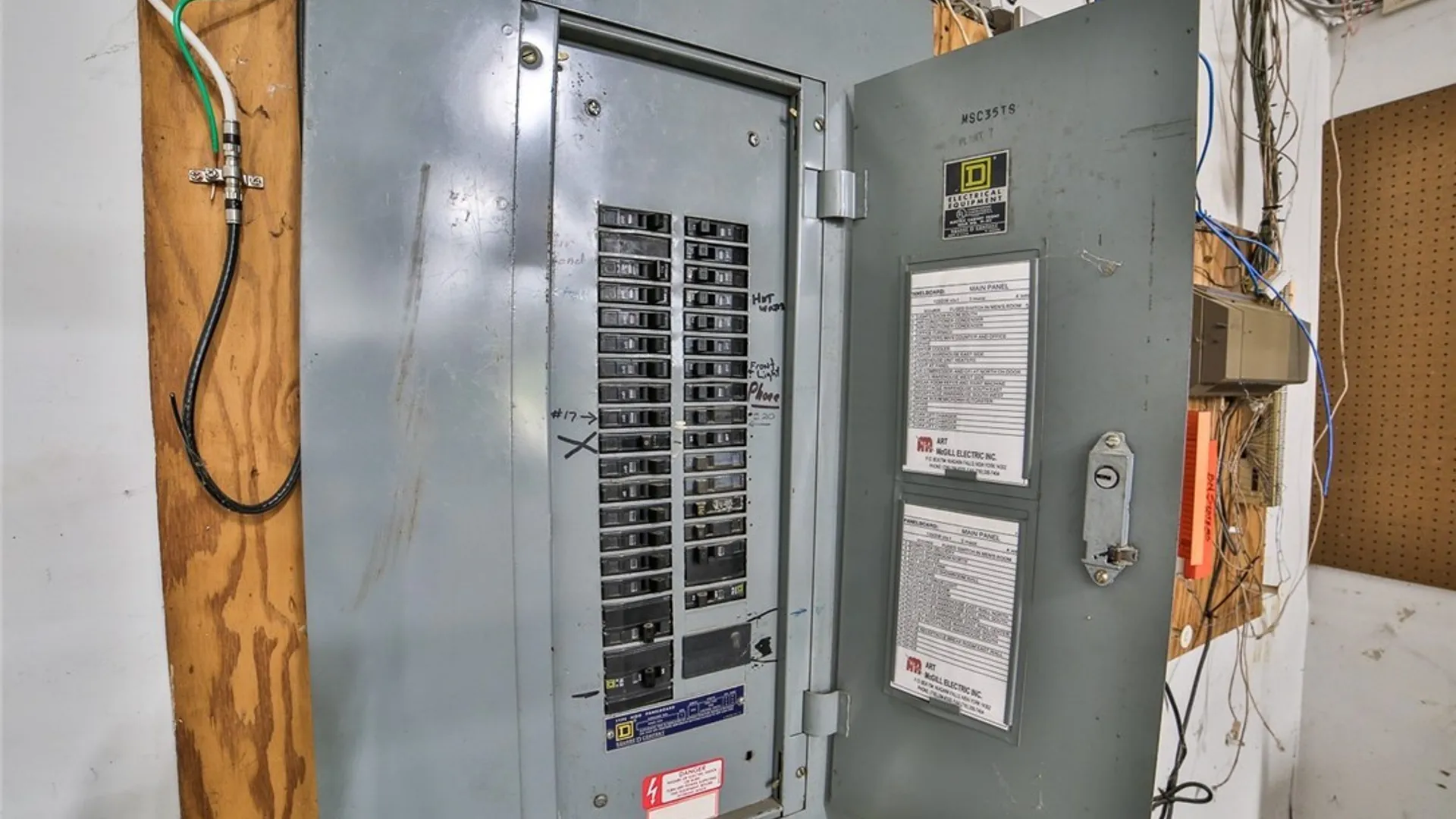 Property at 6900 Mooradian Drive, Niagara Falls, NY 14304 33