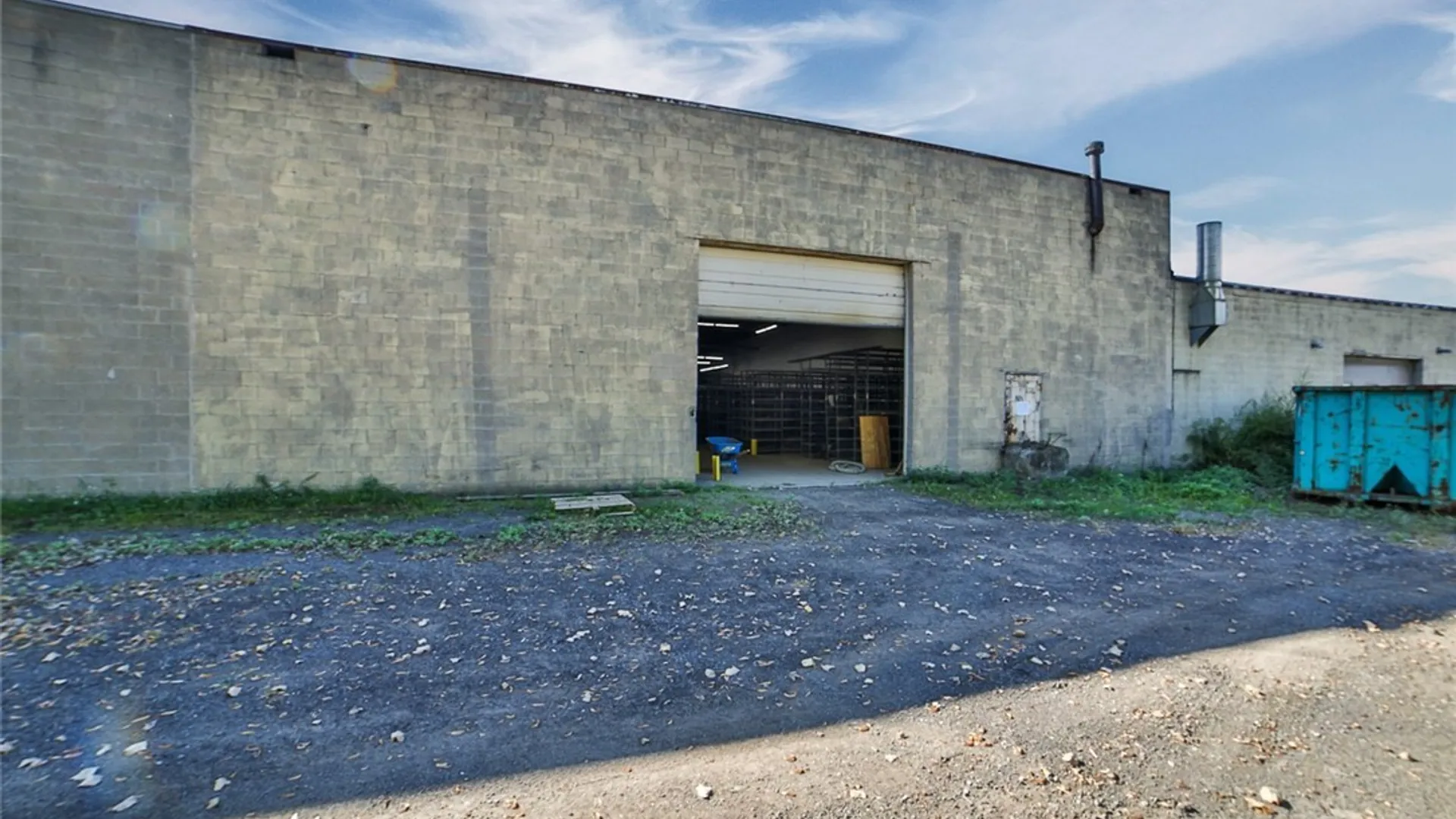 Property at 6900 Mooradian Drive, Niagara Falls, NY 14304 4